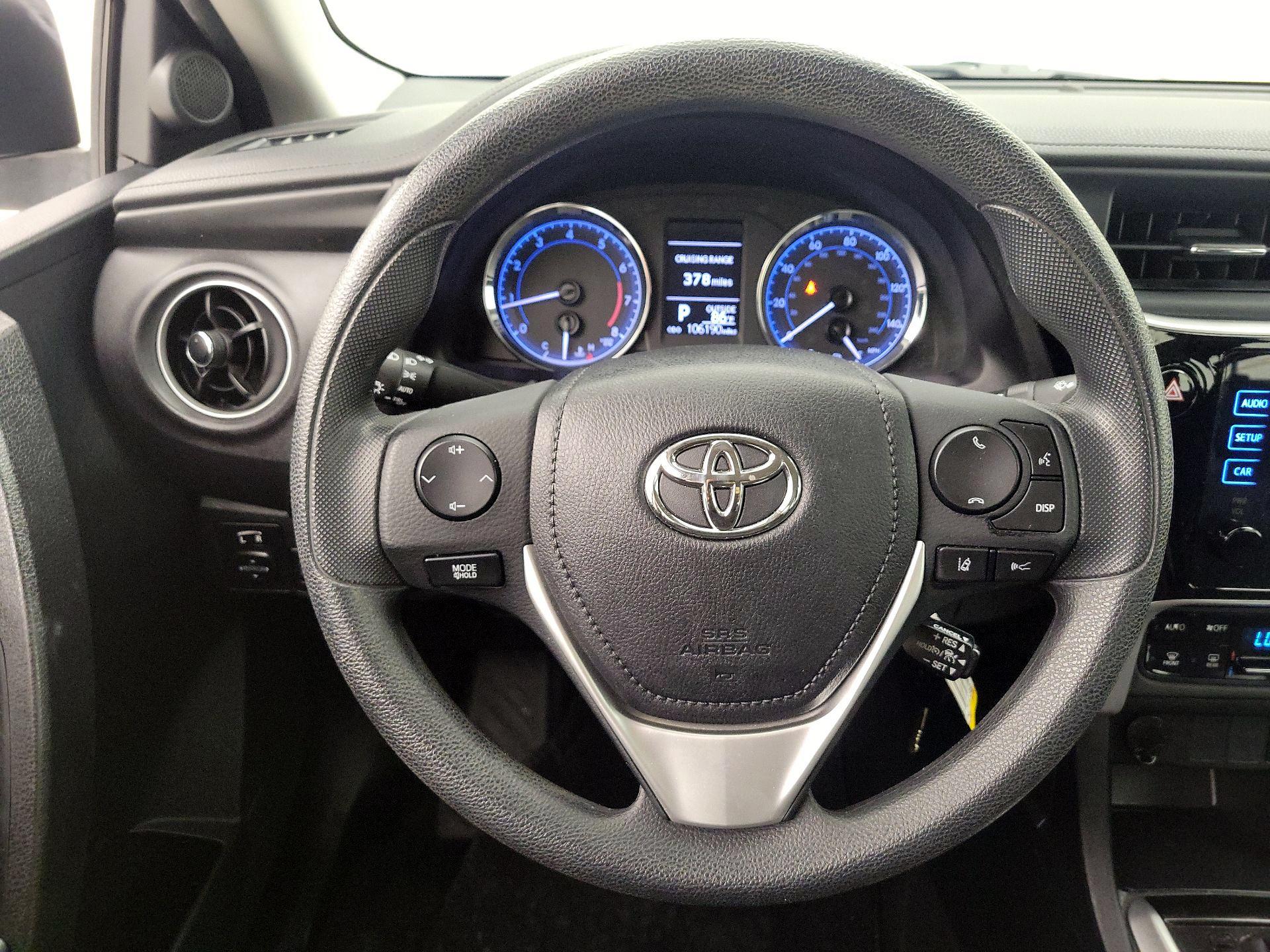 Thumbnail: 2017 Toyota Corolla - 10