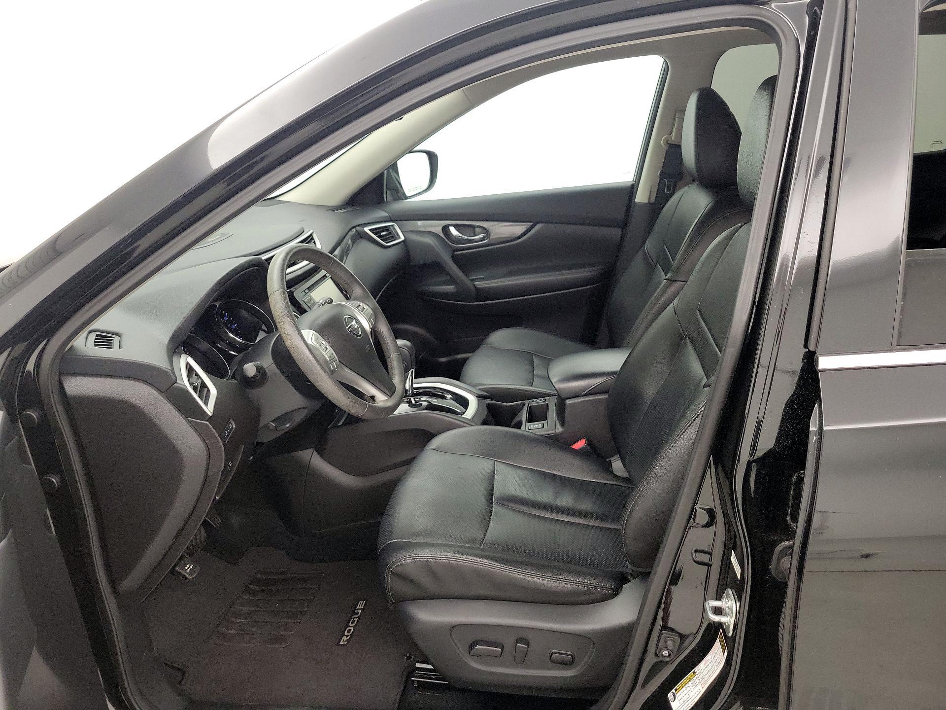 Thumbnail: 2016 Nissan Rogue - 11