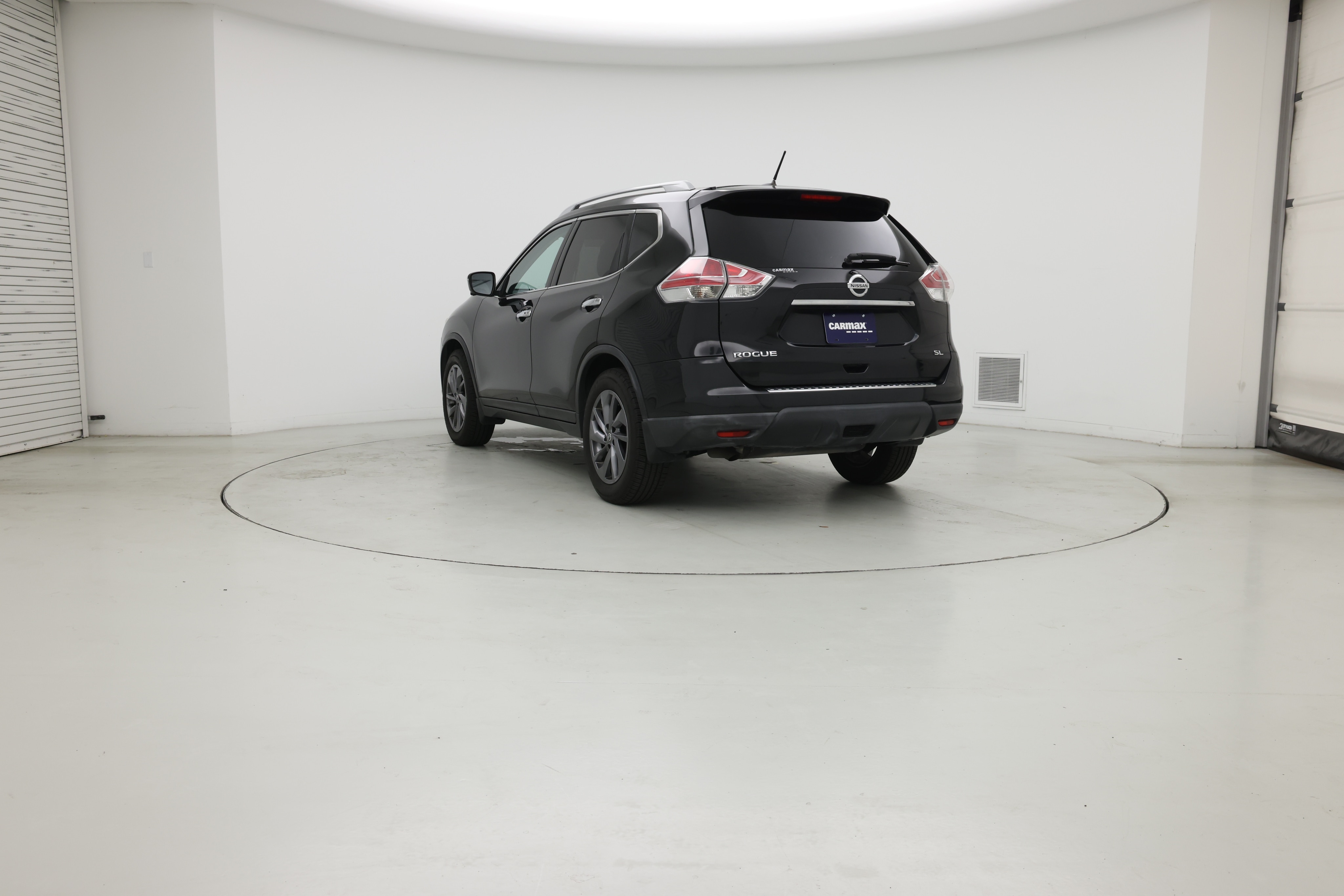 Thumbnail: 2016 Nissan Rogue - 2