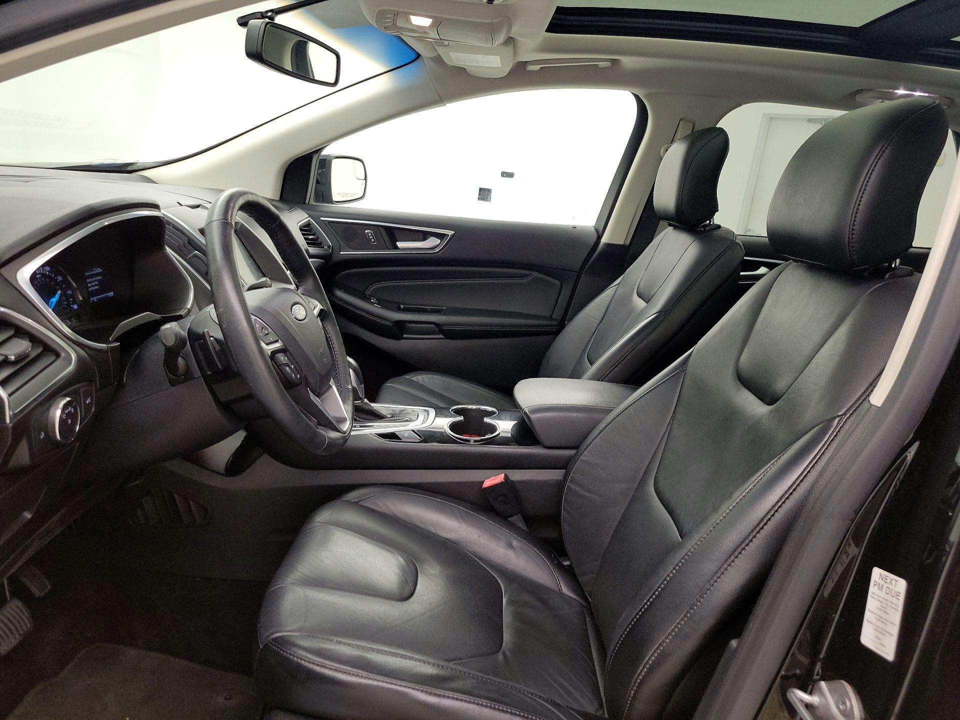 Thumbnail: 2016 Ford Edge - 11