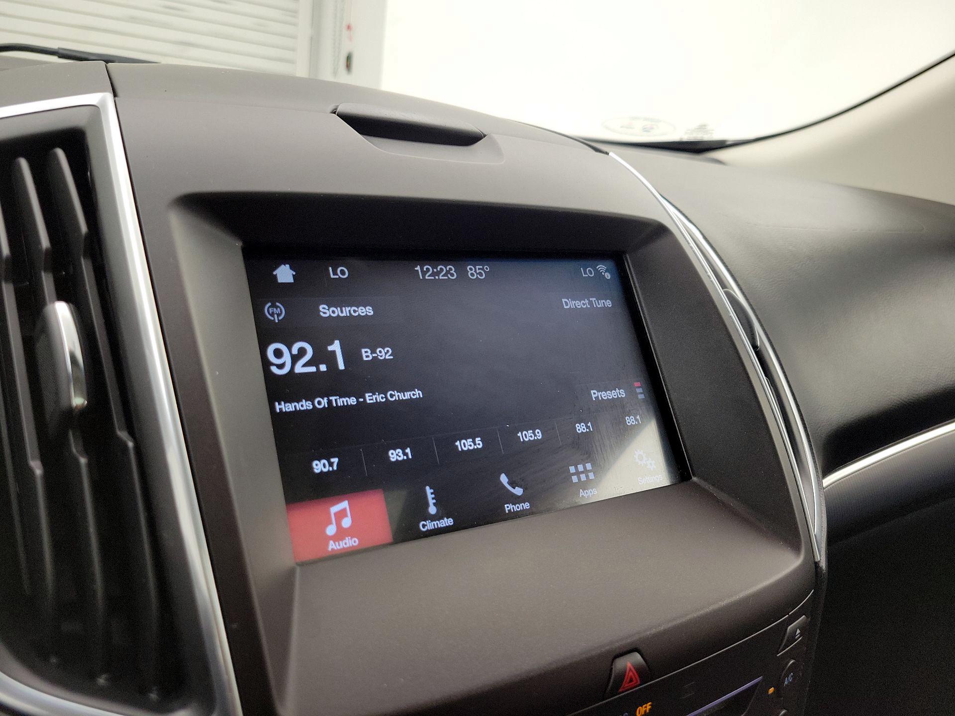 Thumbnail: 2016 Ford Edge - 15