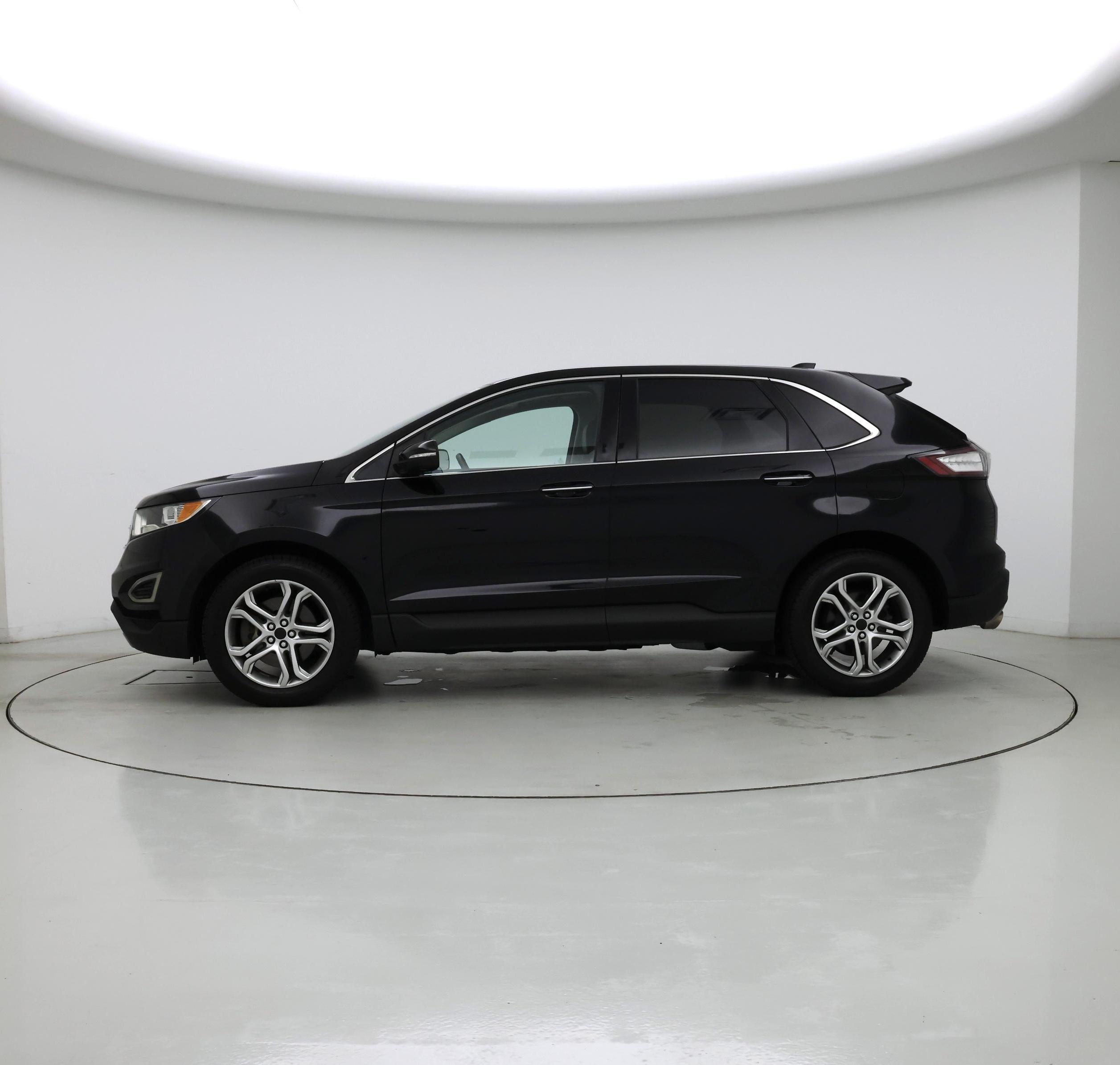 Thumbnail: 2016 Ford Edge - 3