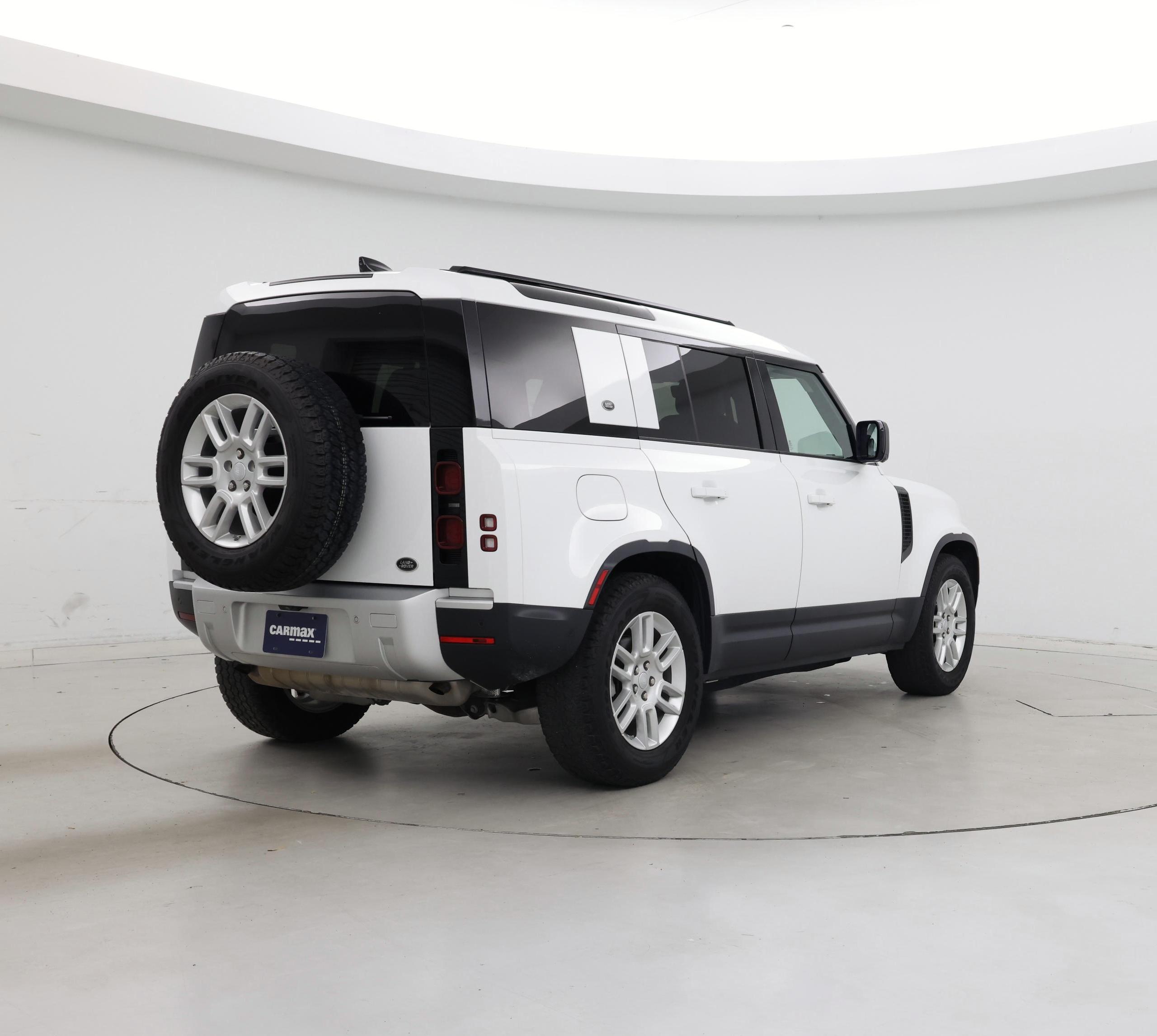 Thumbnail: 2020 Land Rover Defender - 8
