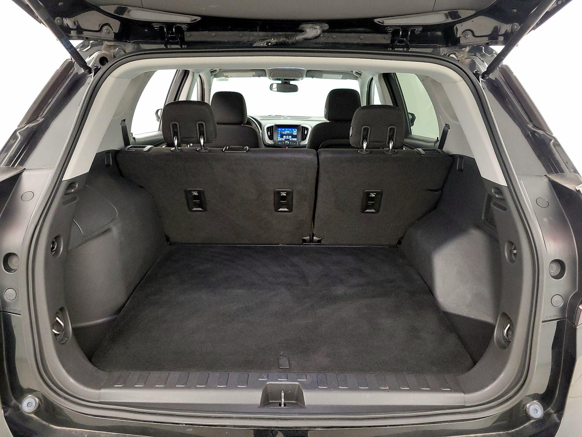 Thumbnail: 2019 GMC Terrain - 20