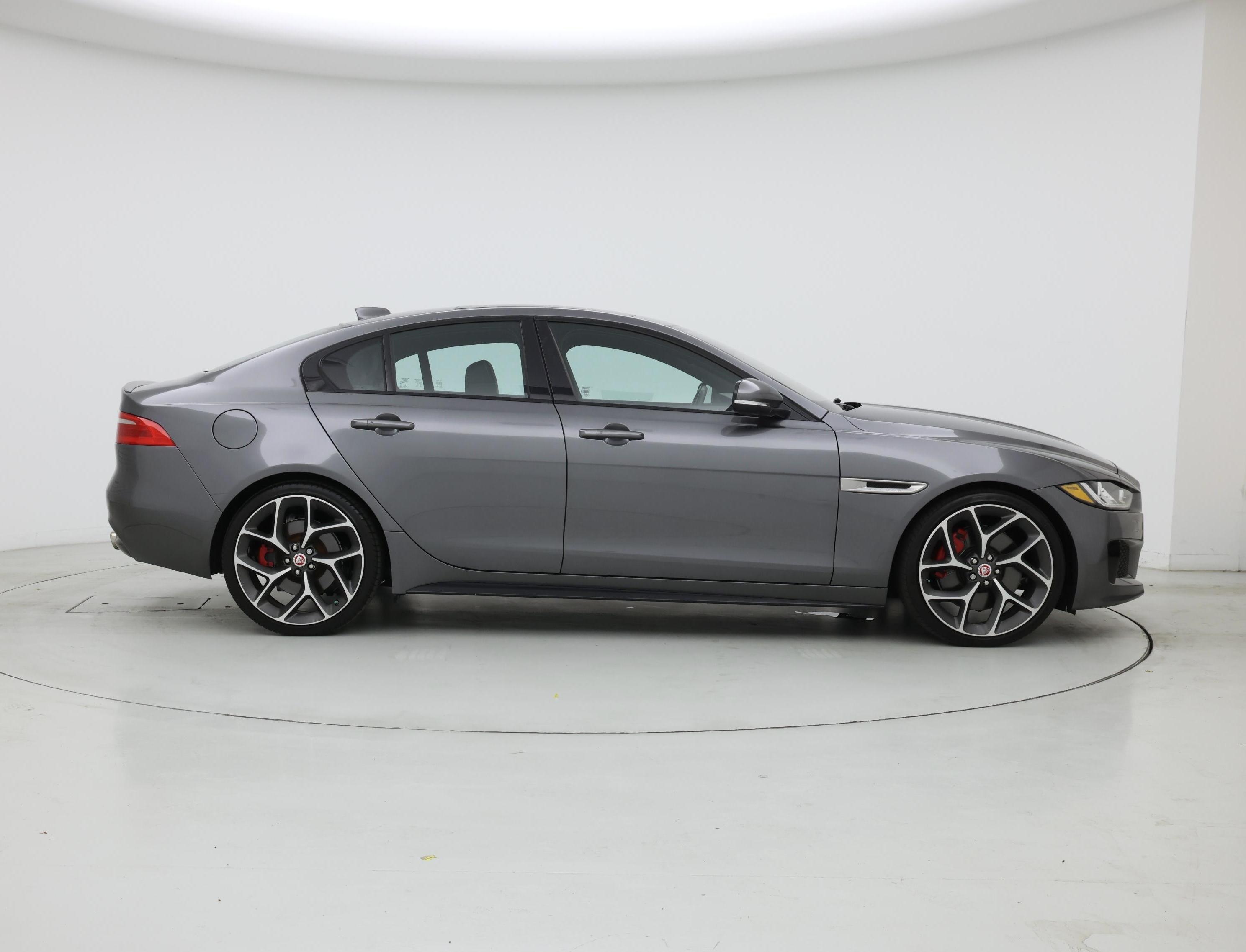Thumbnail: 2018 Jaguar XE - 7