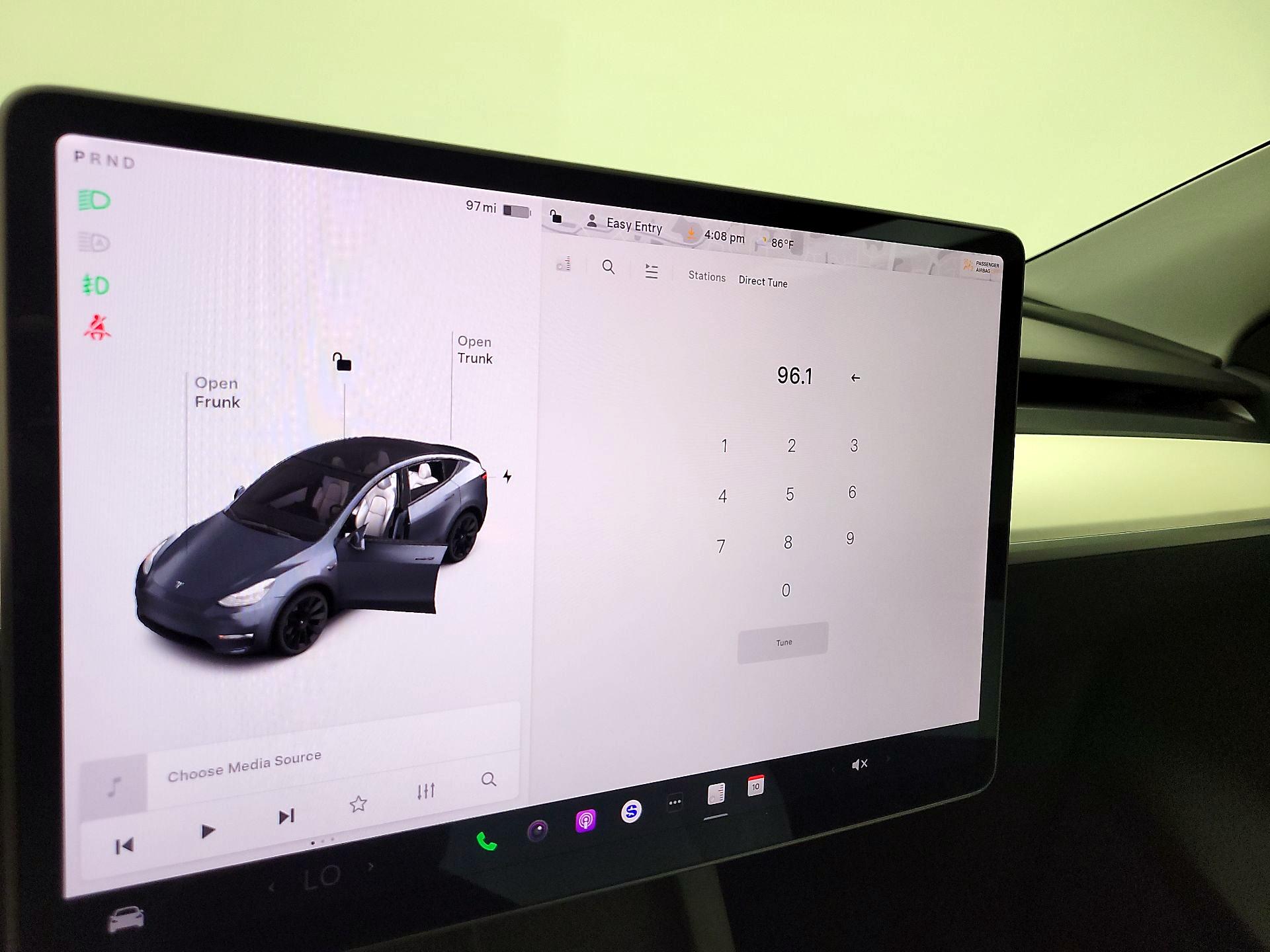 Thumbnail: 2021 Tesla Model Y - 15