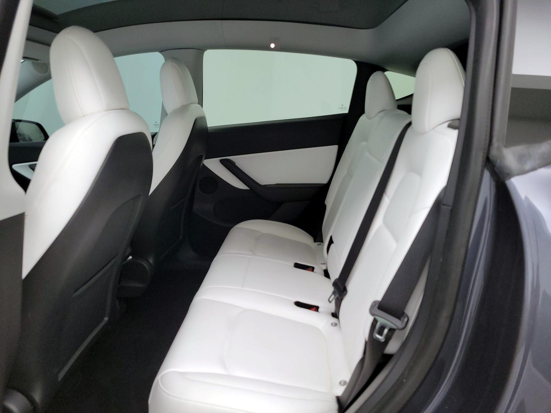 Thumbnail: 2021 Tesla Model Y - 18