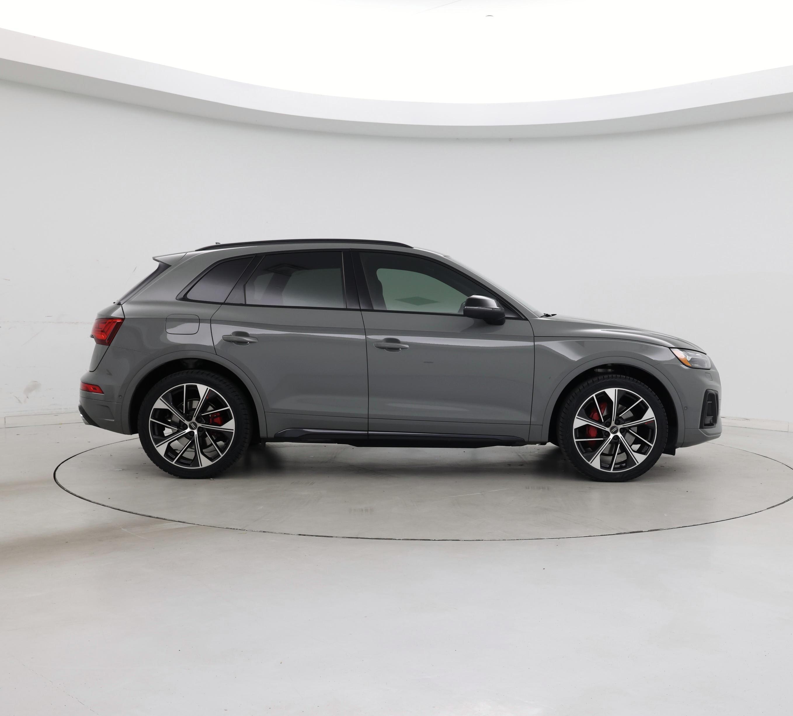 Thumbnail: 2021 Audi SQ5 - 7