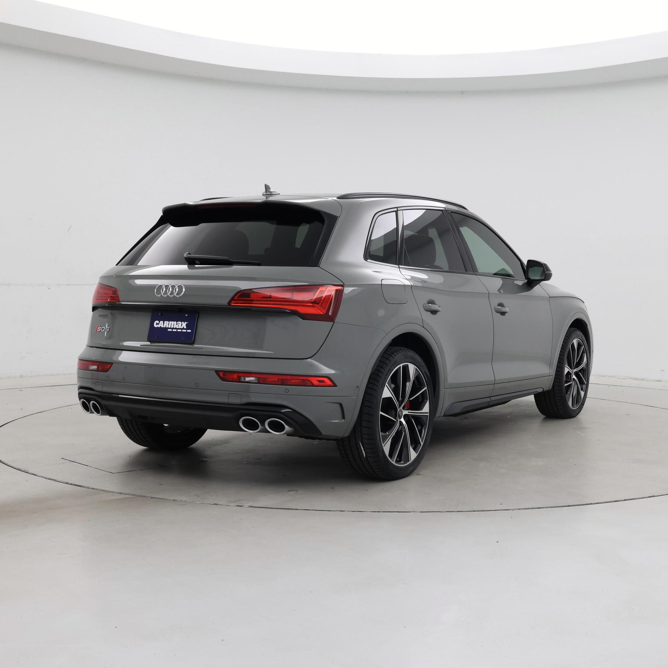 Thumbnail: 2021 Audi SQ5 - 8
