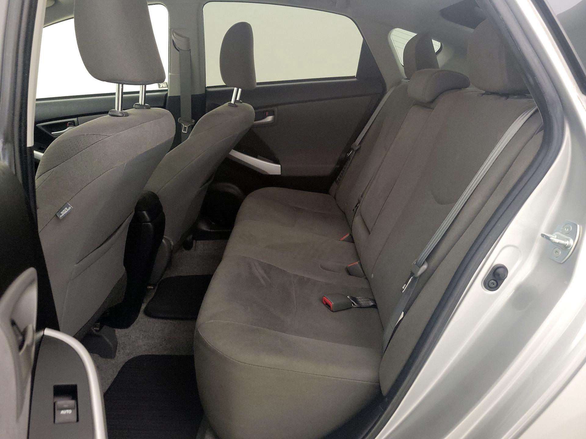 Thumbnail: 2015 Toyota Prius - 19