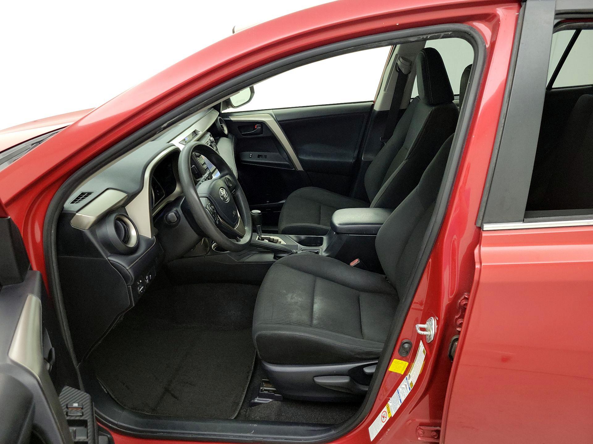 Thumbnail: 2013 Toyota RAV4 - 11