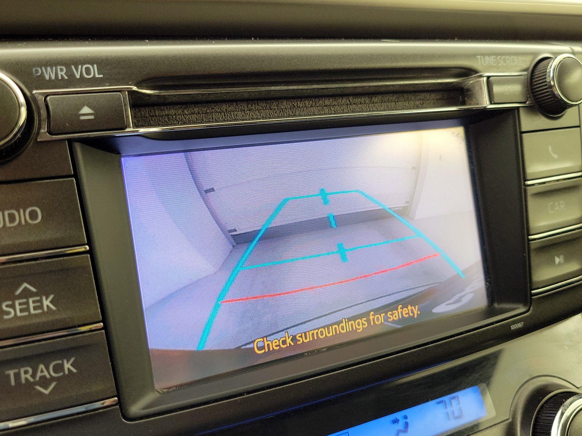 Thumbnail: 2013 Toyota RAV4 - 14