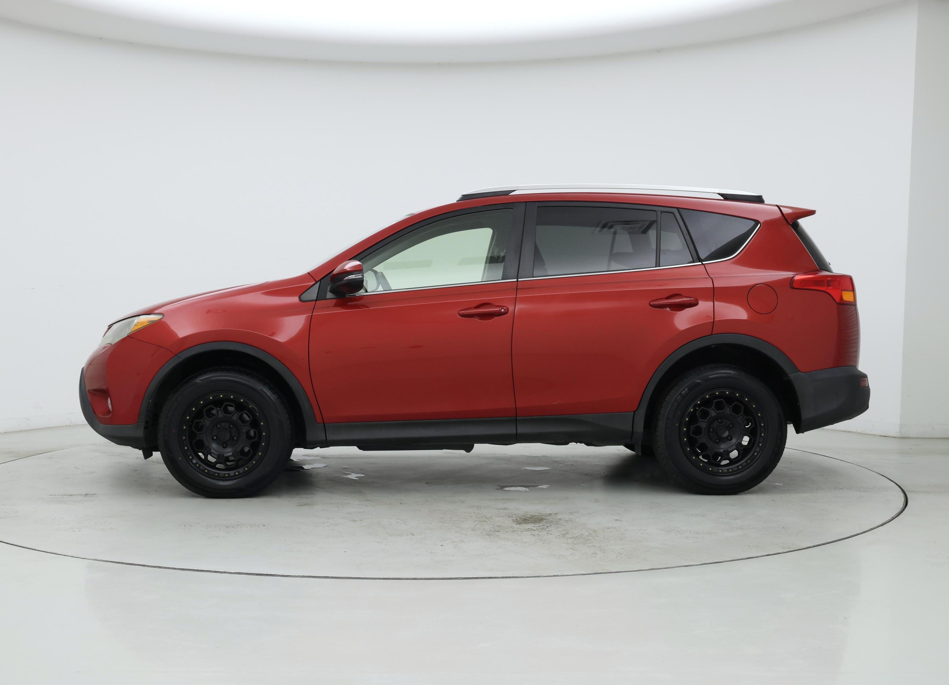 Thumbnail: 2013 Toyota RAV4 - 3