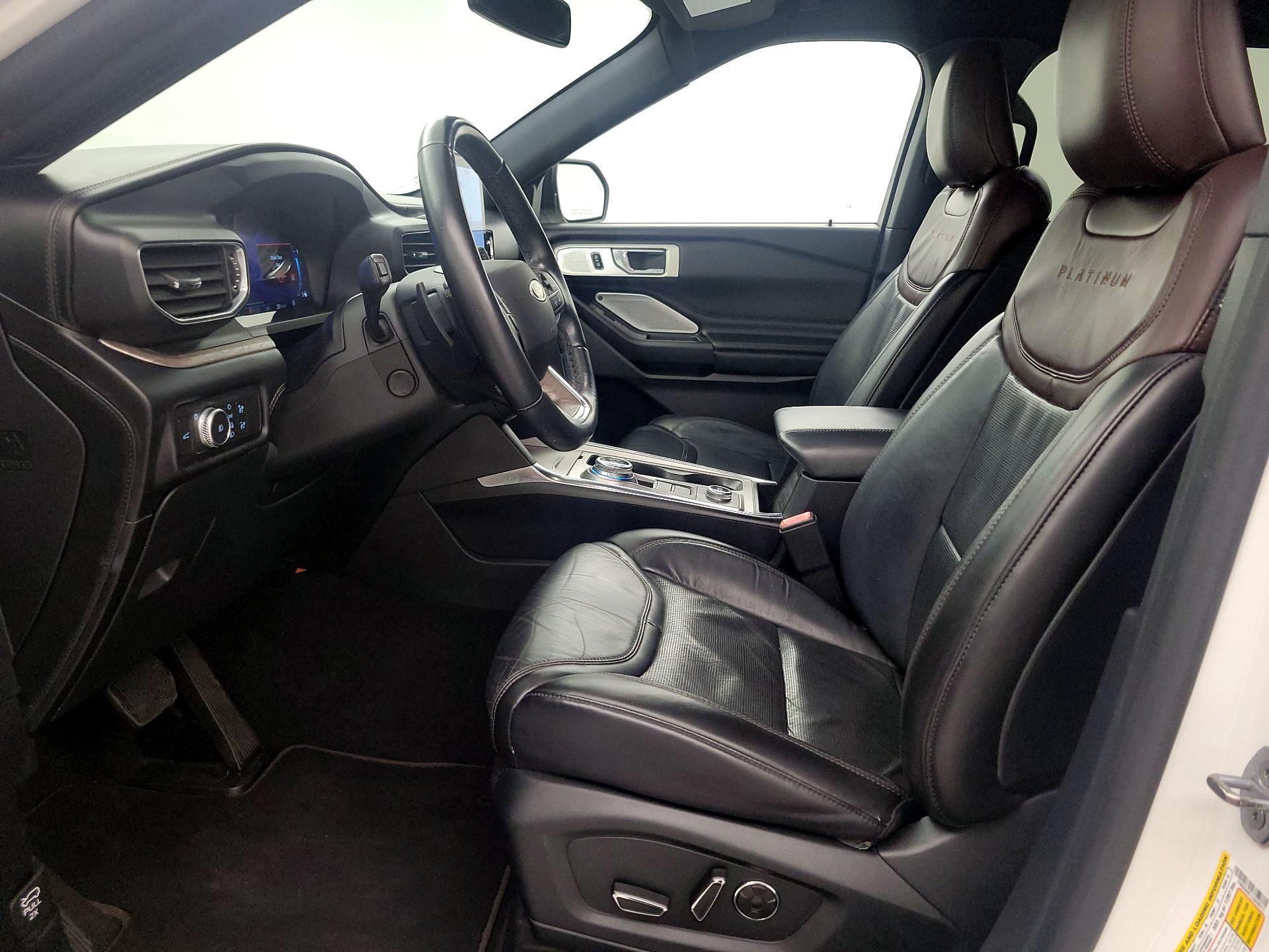 Thumbnail: 2020 Ford Explorer - 11