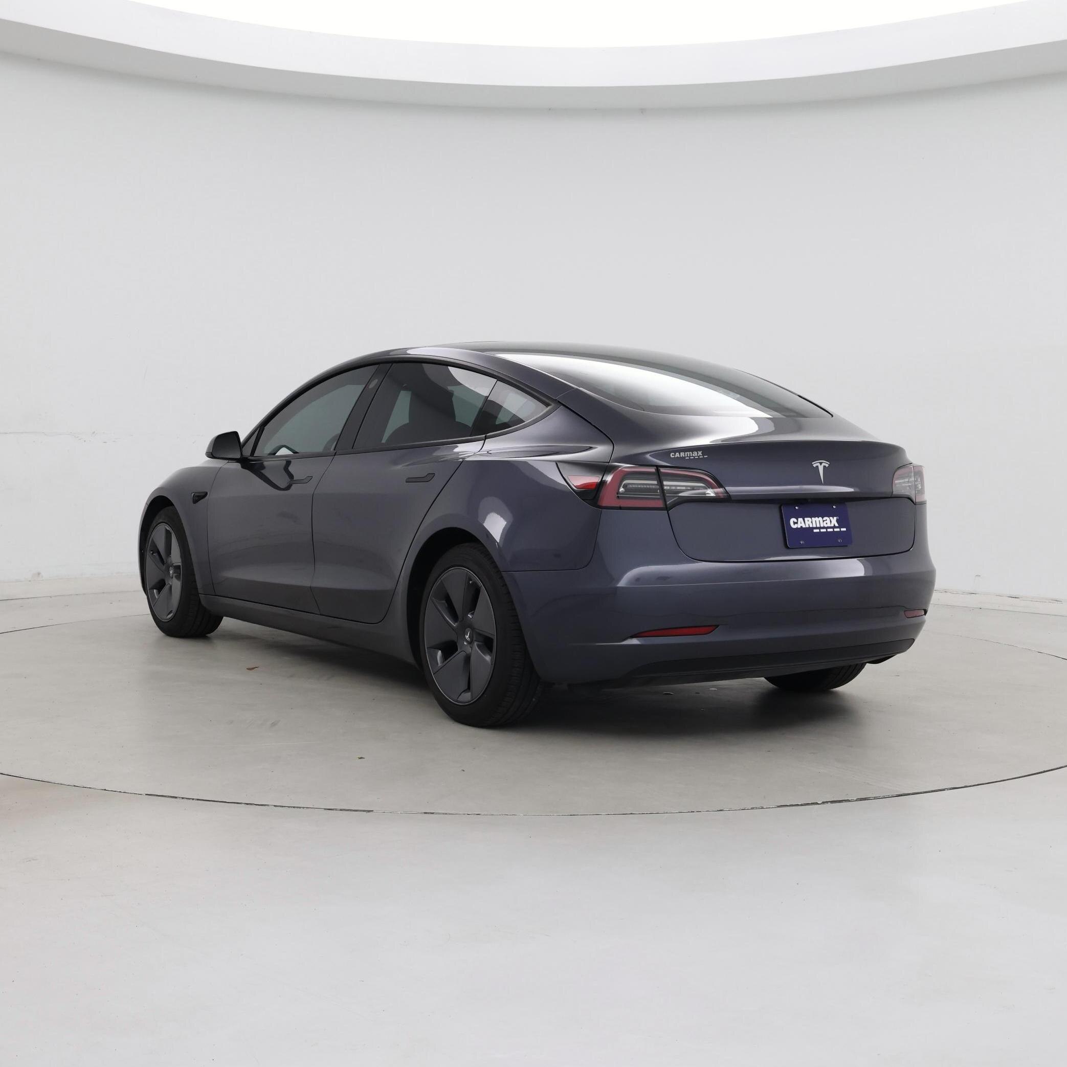 Thumbnail: 2023 Tesla Model 3 - 2
