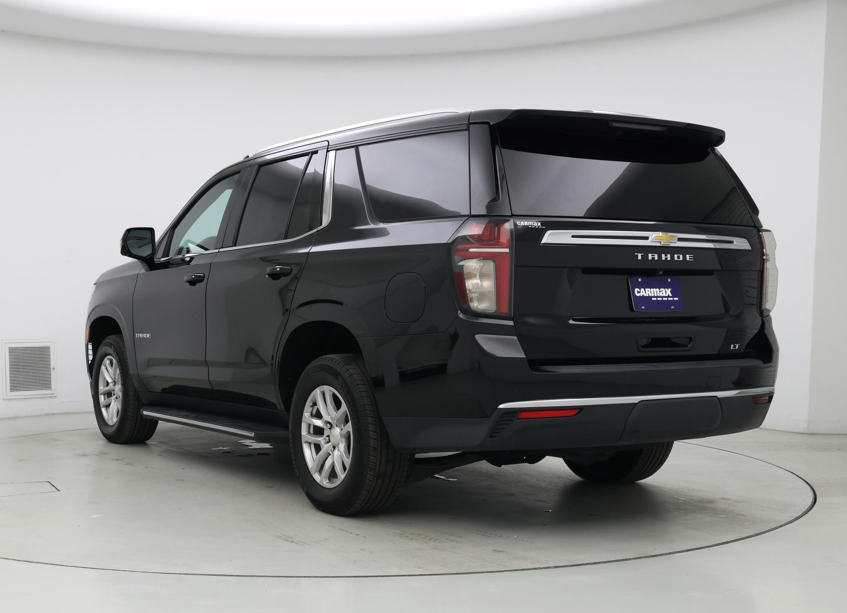 Thumbnail: 2021 Chevrolet Tahoe - 2