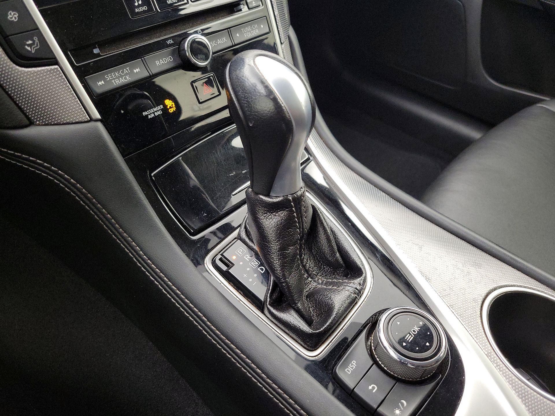 Thumbnail: 2015 INFINITI Q50 - 17