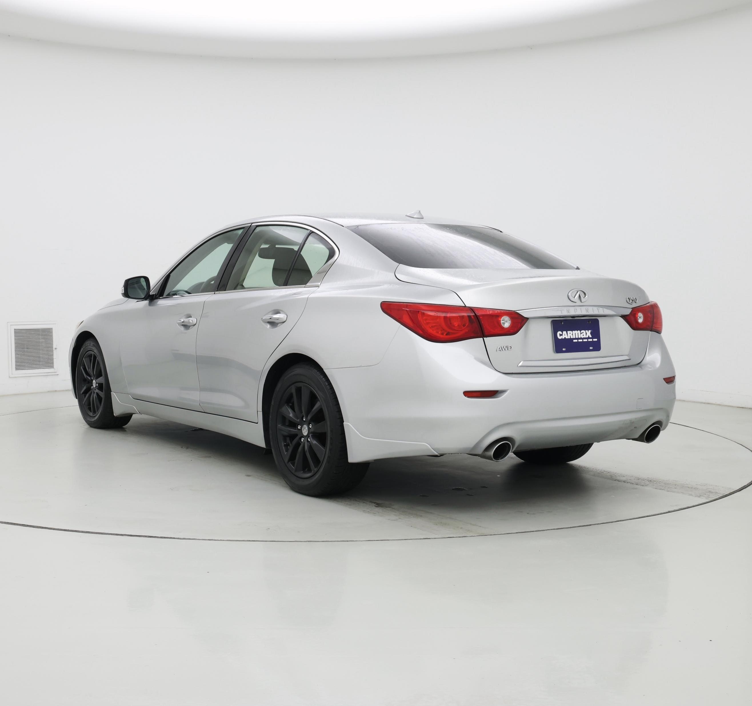 Thumbnail: 2015 INFINITI Q50 - 2