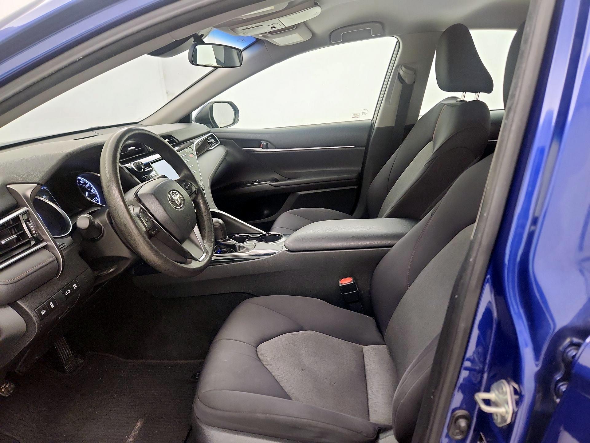 Thumbnail: 2018 Toyota Camry - 11