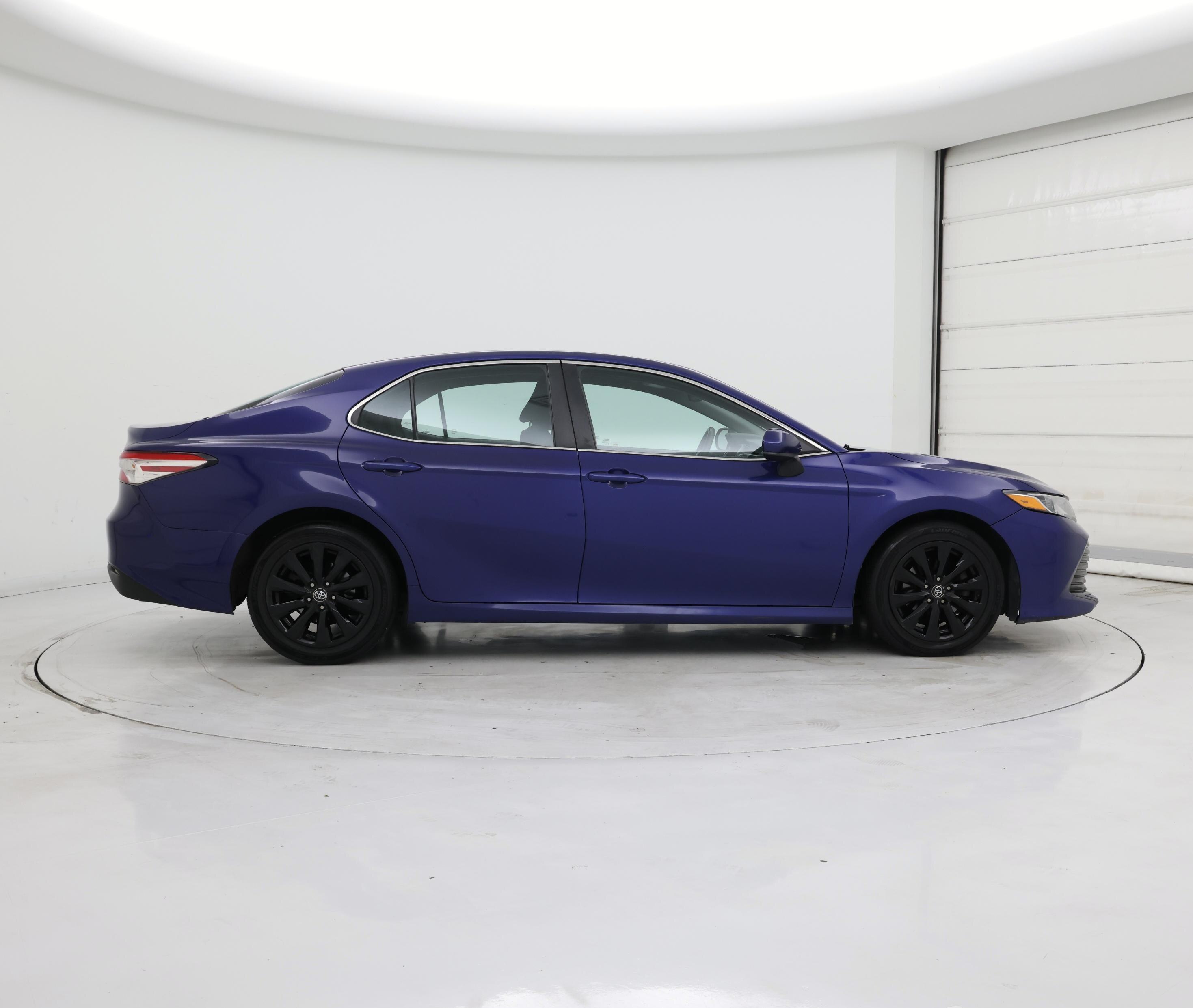 Thumbnail: 2018 Toyota Camry - 7