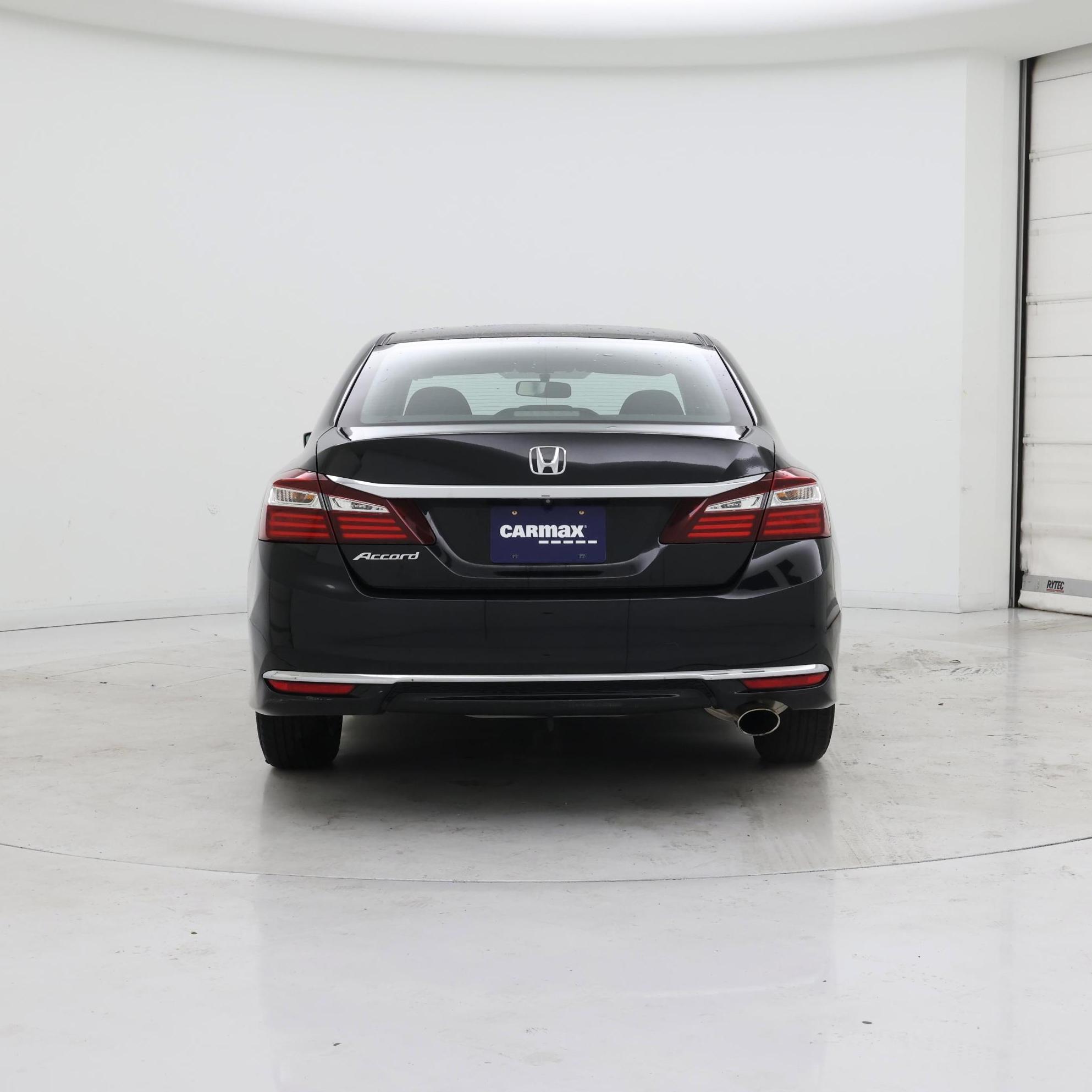 Thumbnail: 2017 Honda Accord - 6