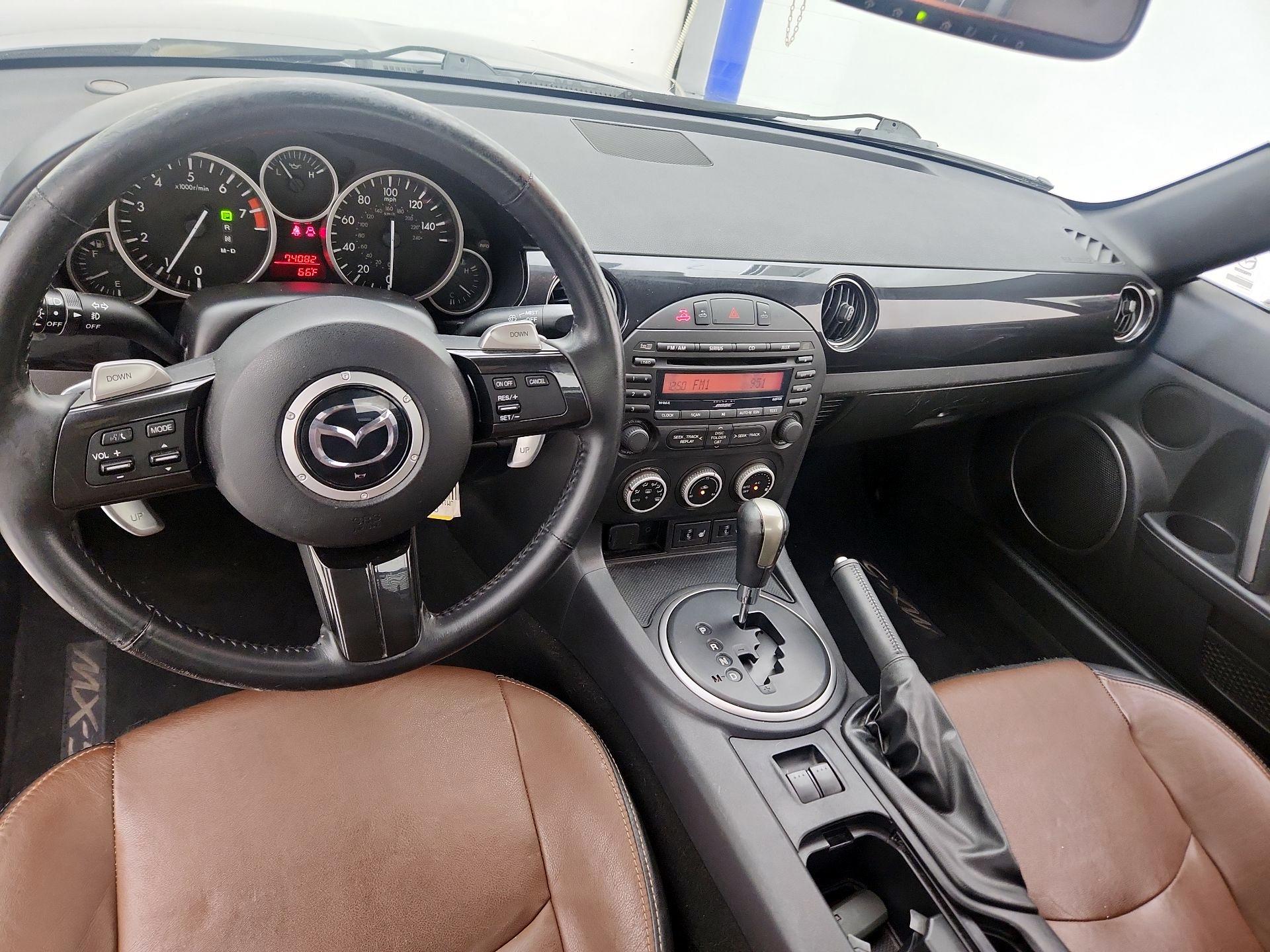 Thumbnail: 2014 Mazda MX-5 Miata - 9