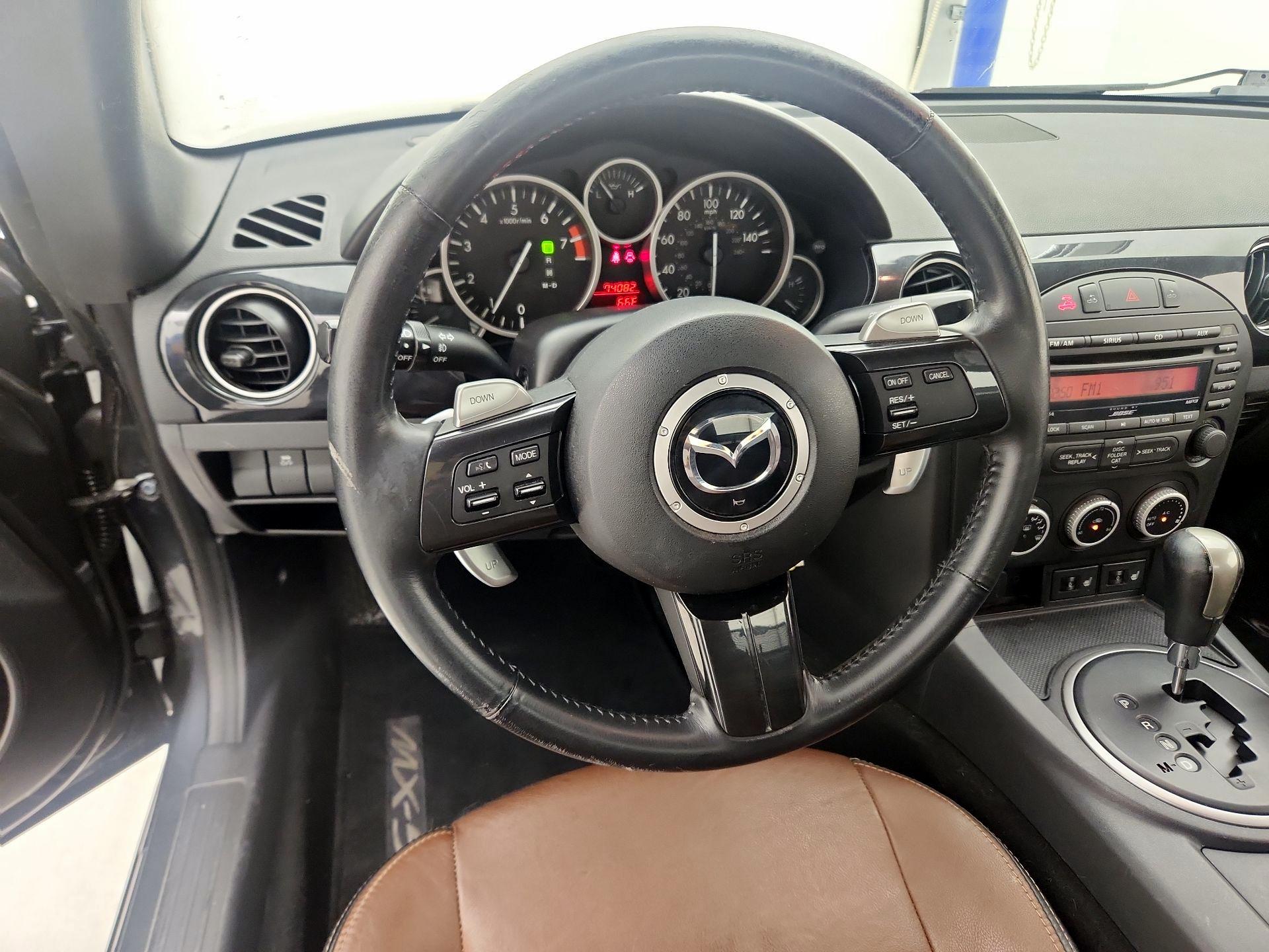 Thumbnail: 2014 Mazda MX-5 Miata - 10