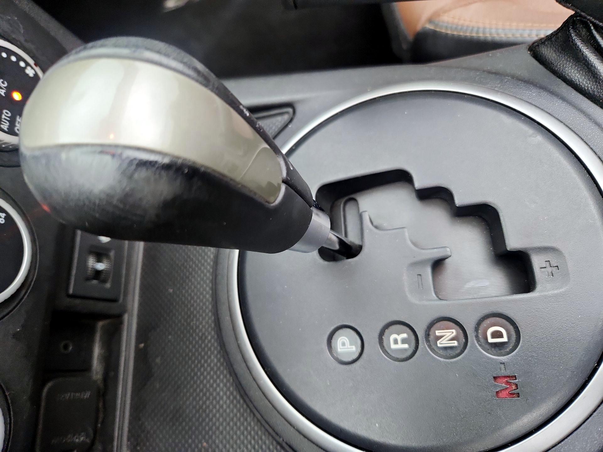 Thumbnail: 2014 Mazda MX-5 Miata - 16