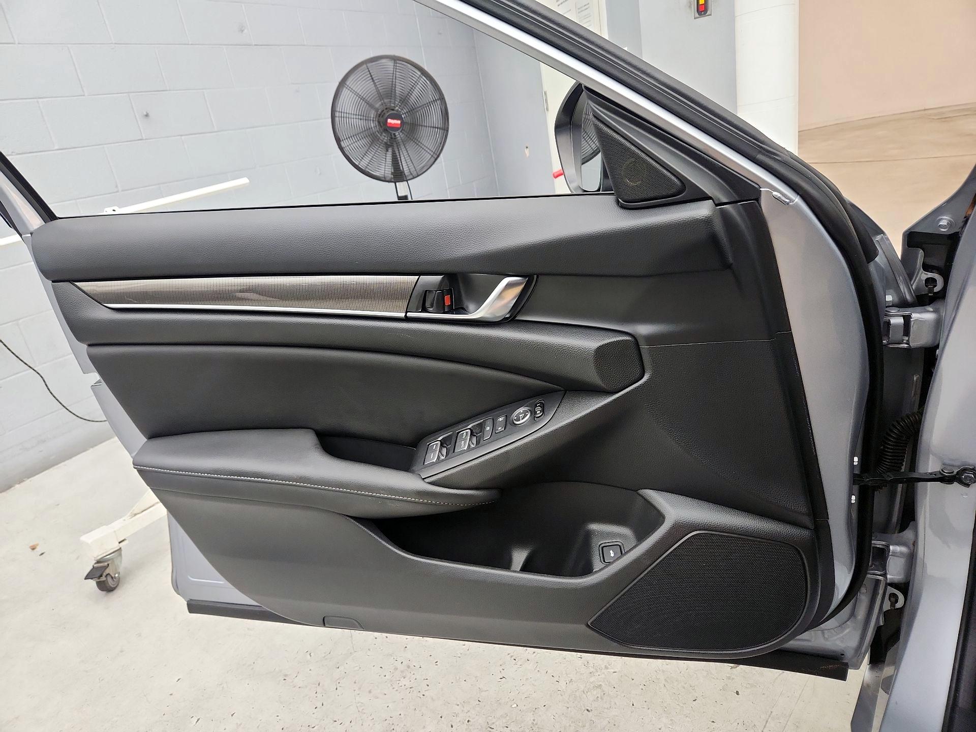 Thumbnail: 2020 Honda Accord - 12