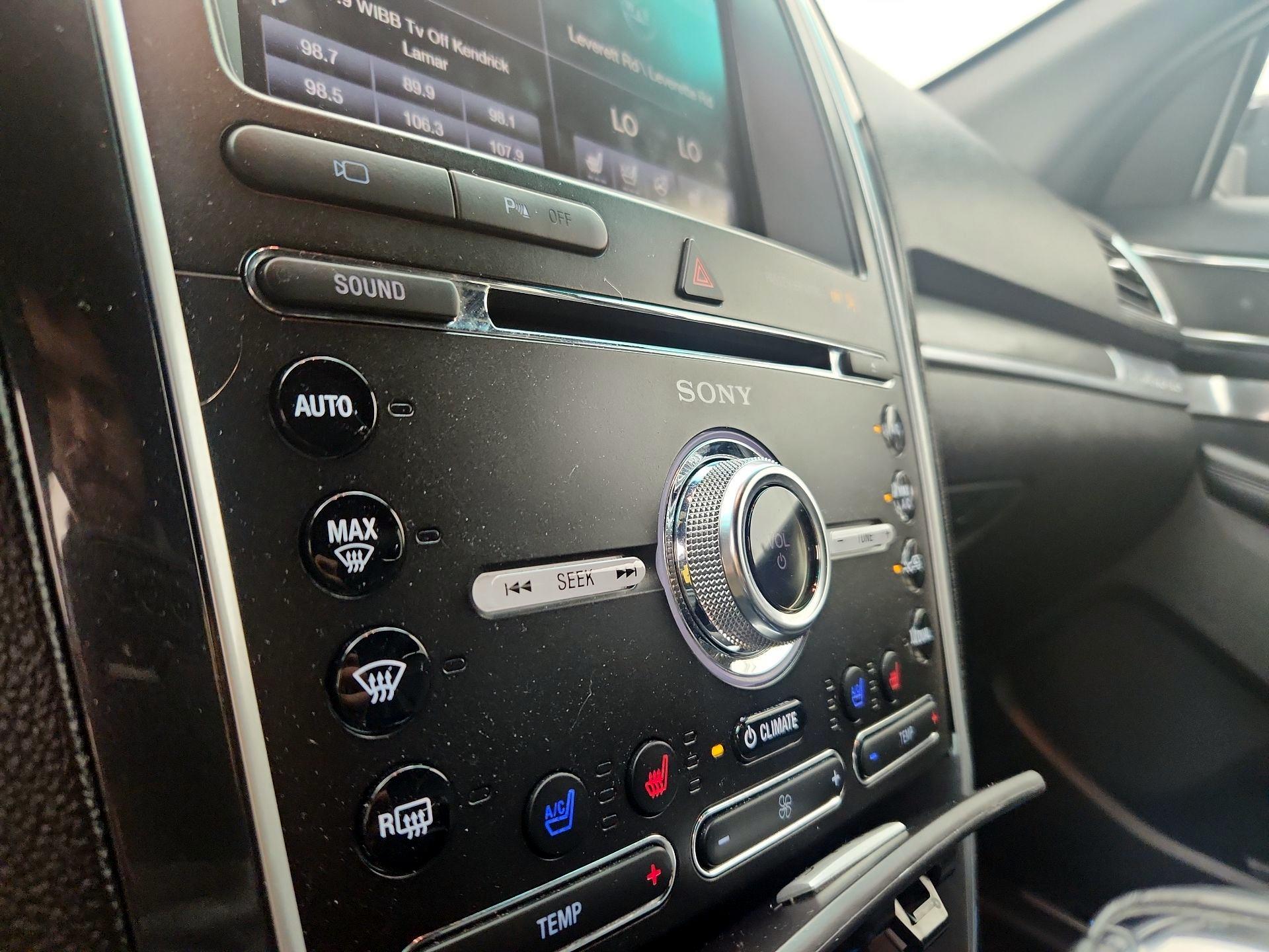 Thumbnail: 2016 Ford Explorer - 16