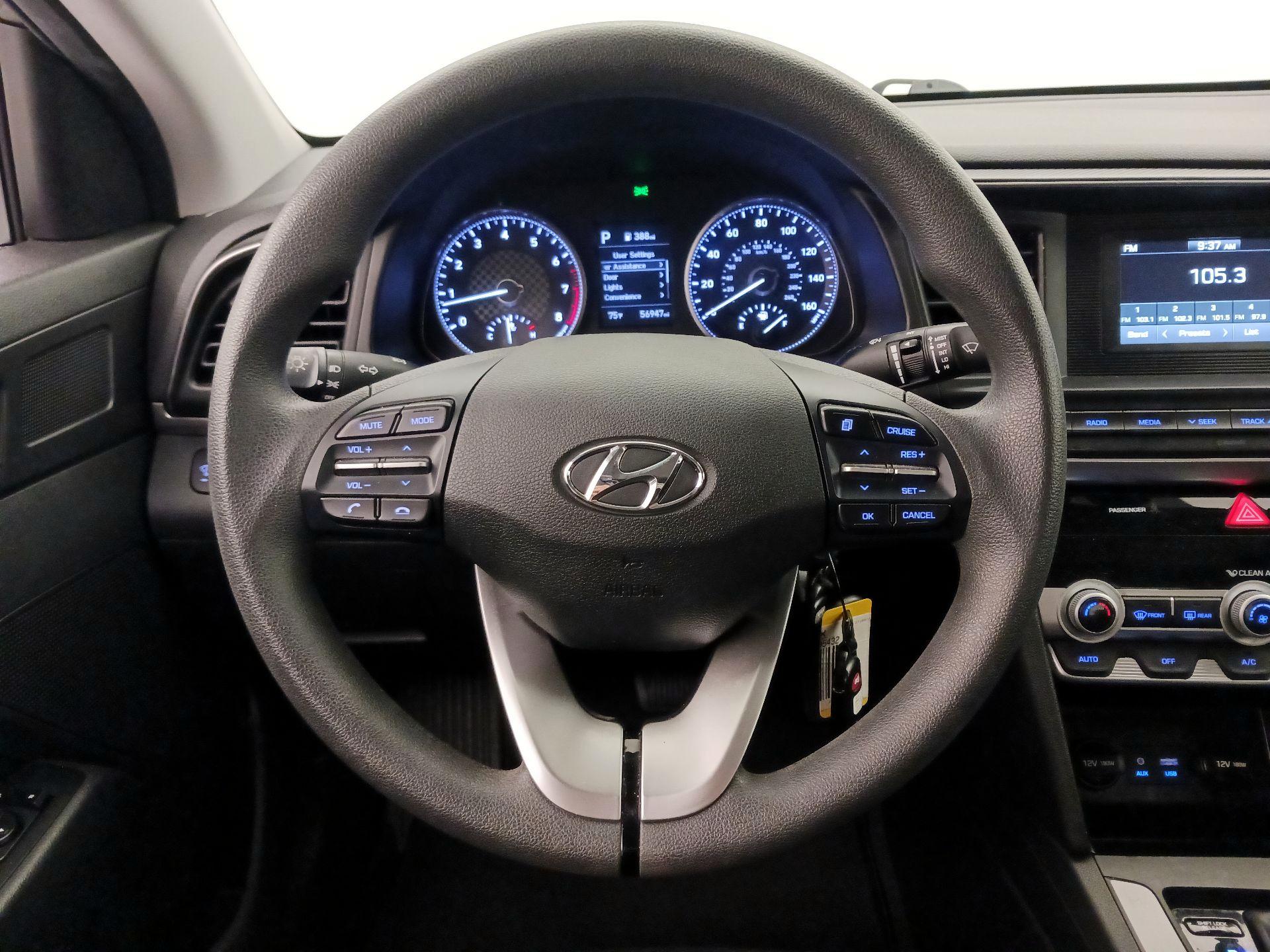 Thumbnail: 2020 Hyundai Elantra - 10