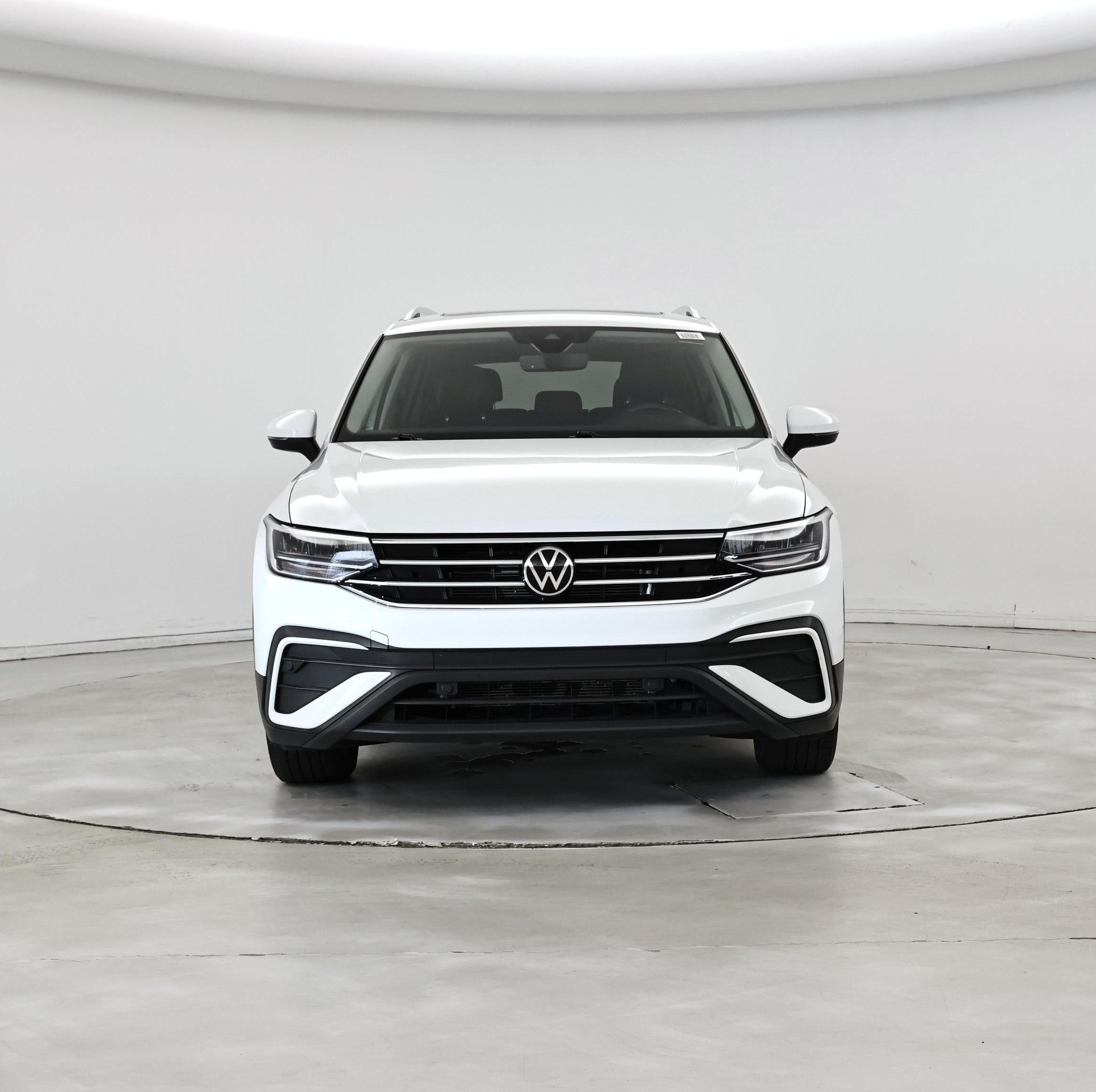 Thumbnail: 2022 Volkswagen Tiguan - 5