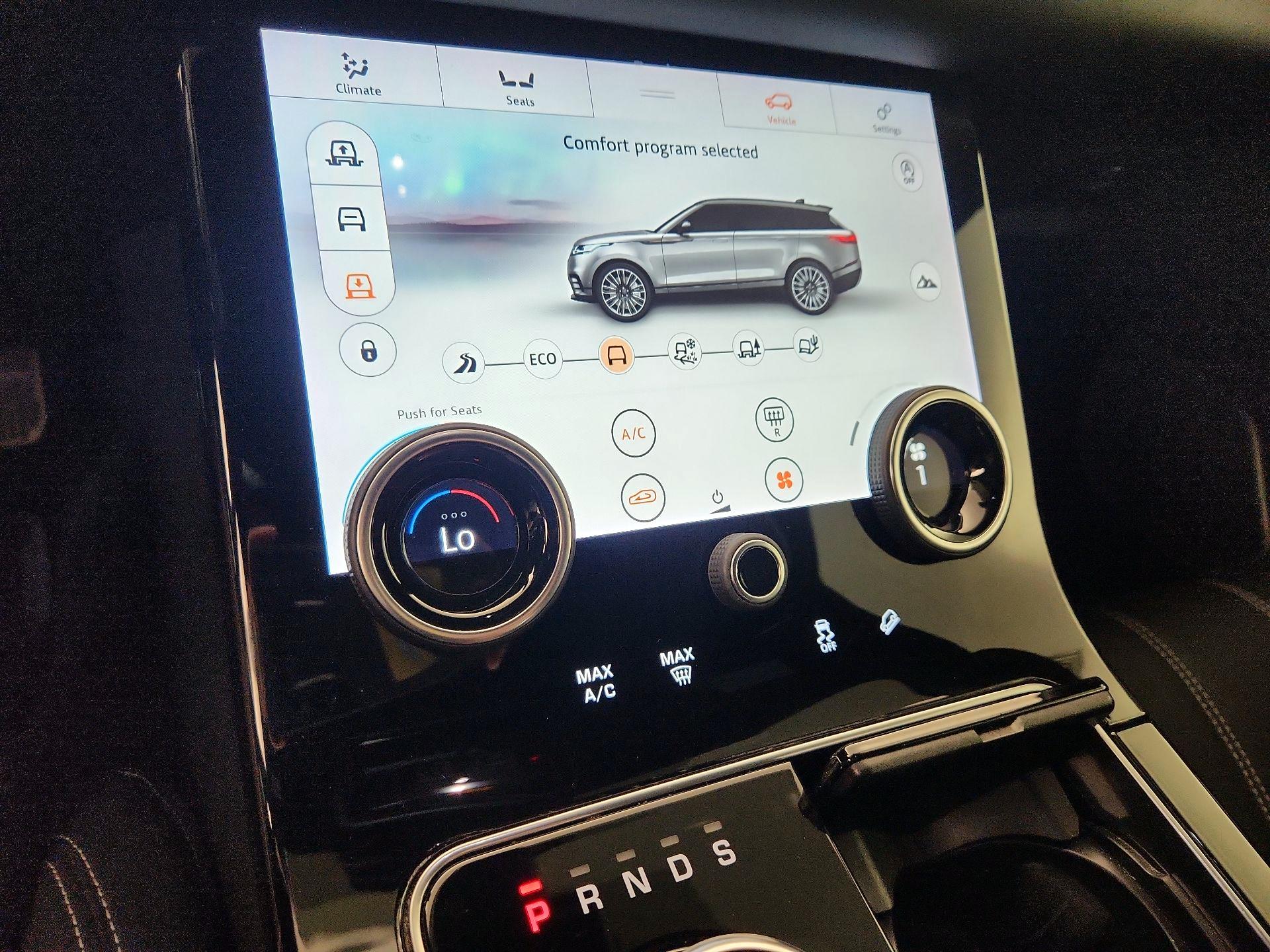 Thumbnail: 2020 Land Rover Range Rover Velar - 17