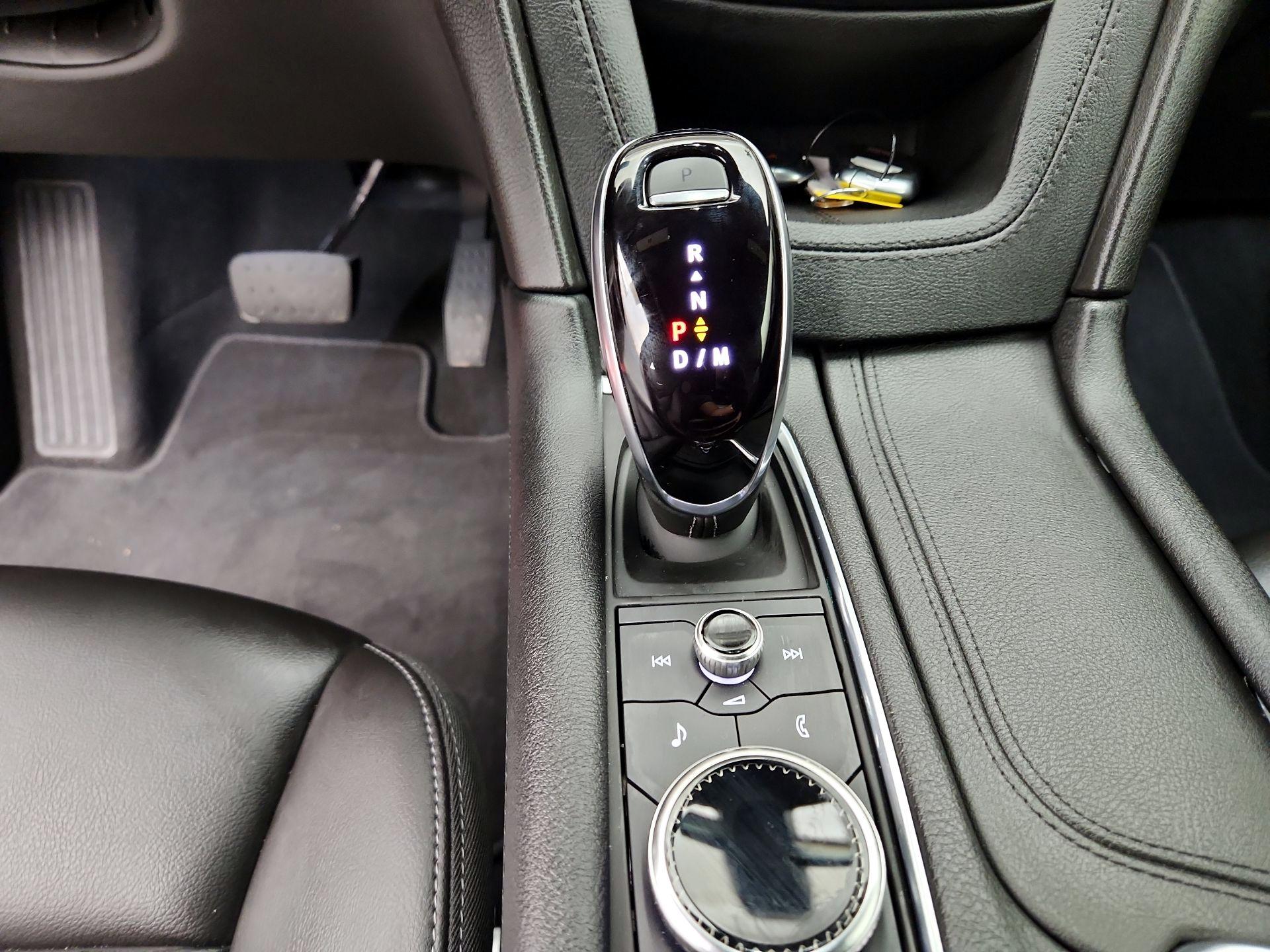 Thumbnail: 2024 Cadillac XT5 - 17