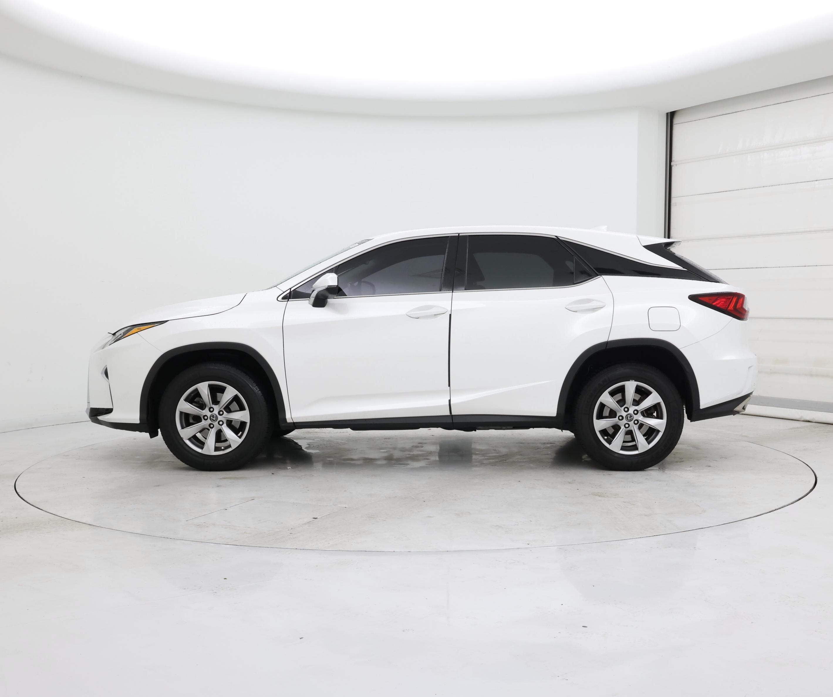 Thumbnail: 2019 Lexus RX - 3