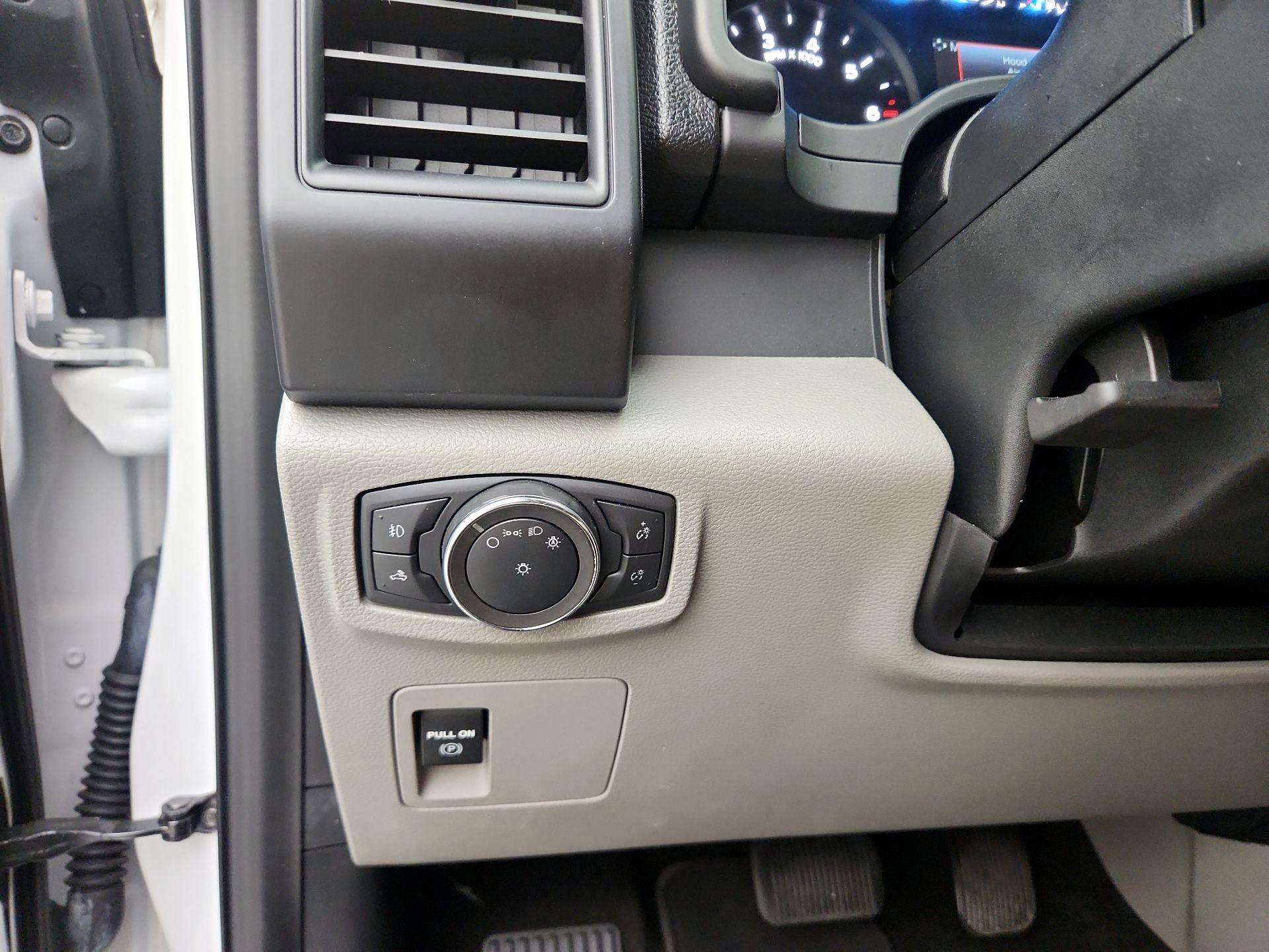Thumbnail: 2019 Ford F-150 - 13