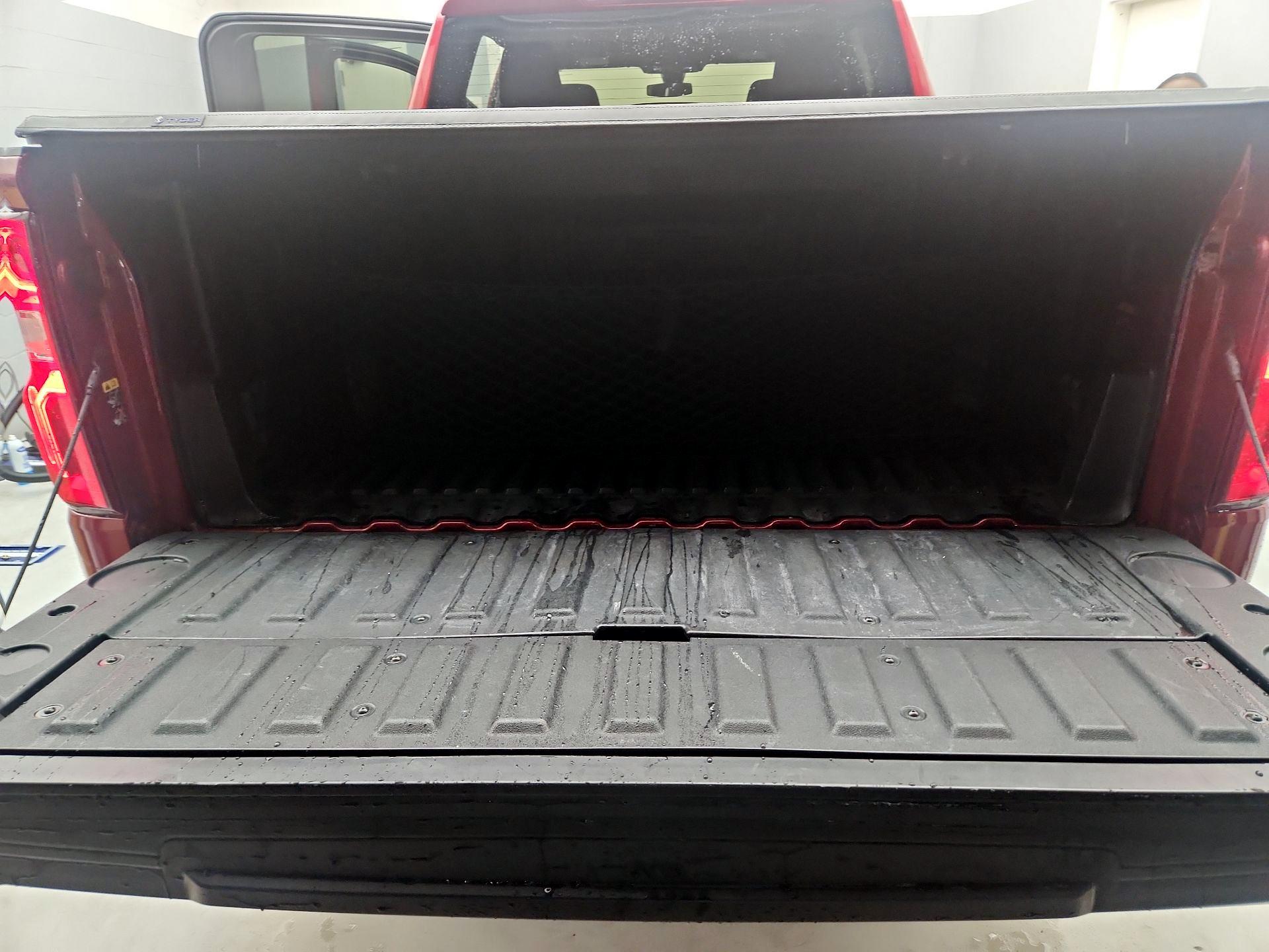 Thumbnail: 2021 Chevrolet Silverado 1500 - 20