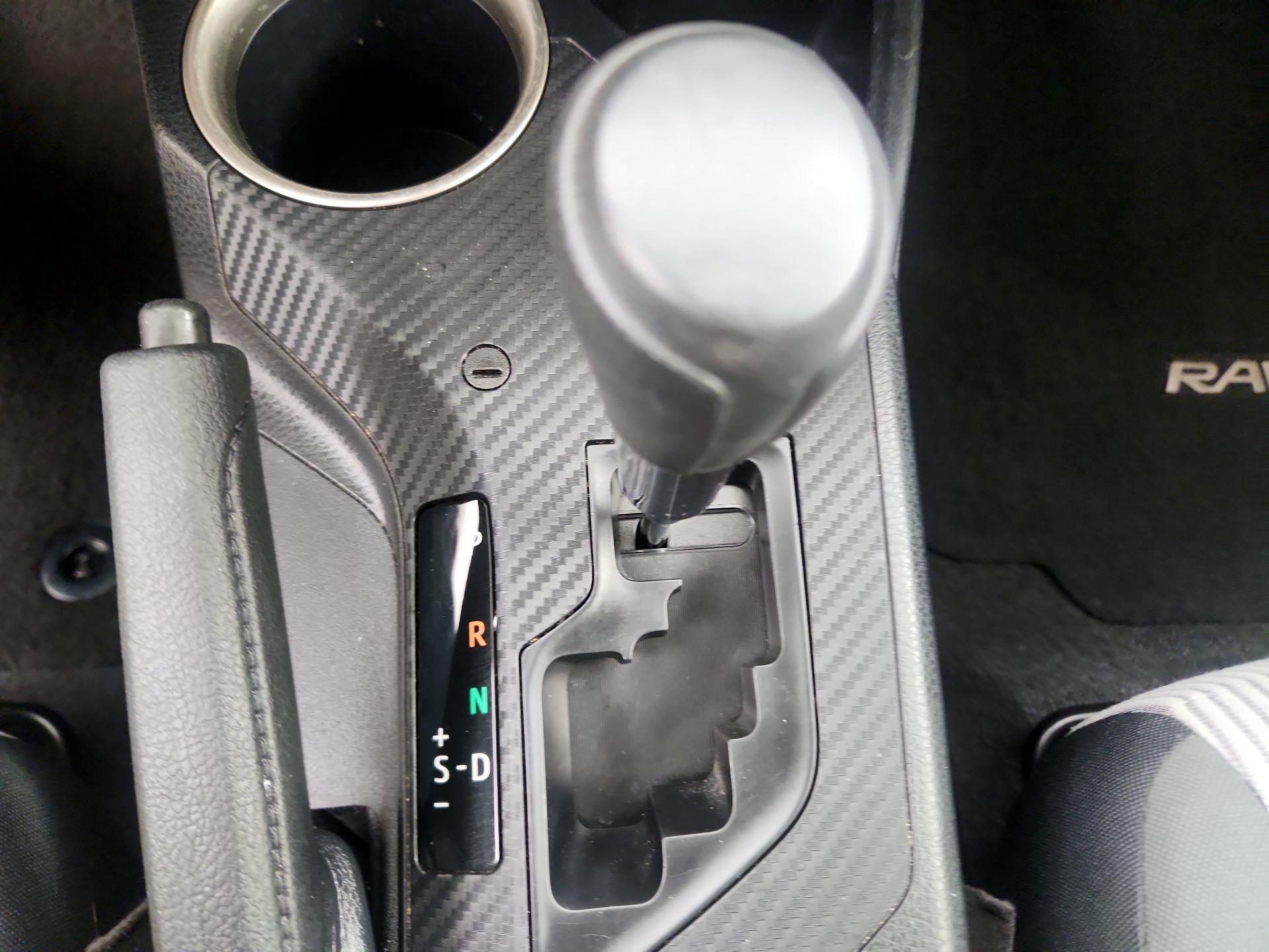 Thumbnail: 2014 Toyota RAV4 - 17