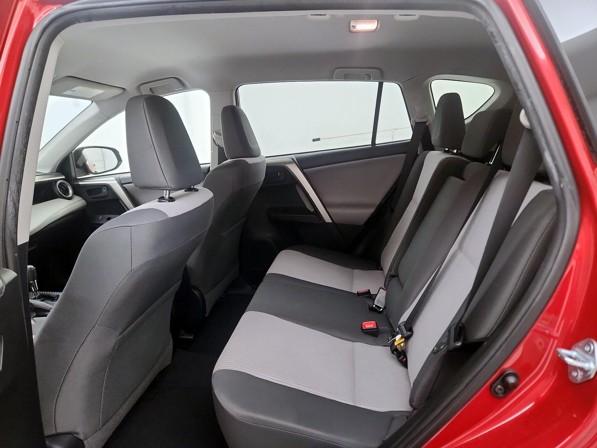 Thumbnail: 2014 Toyota RAV4 - 19