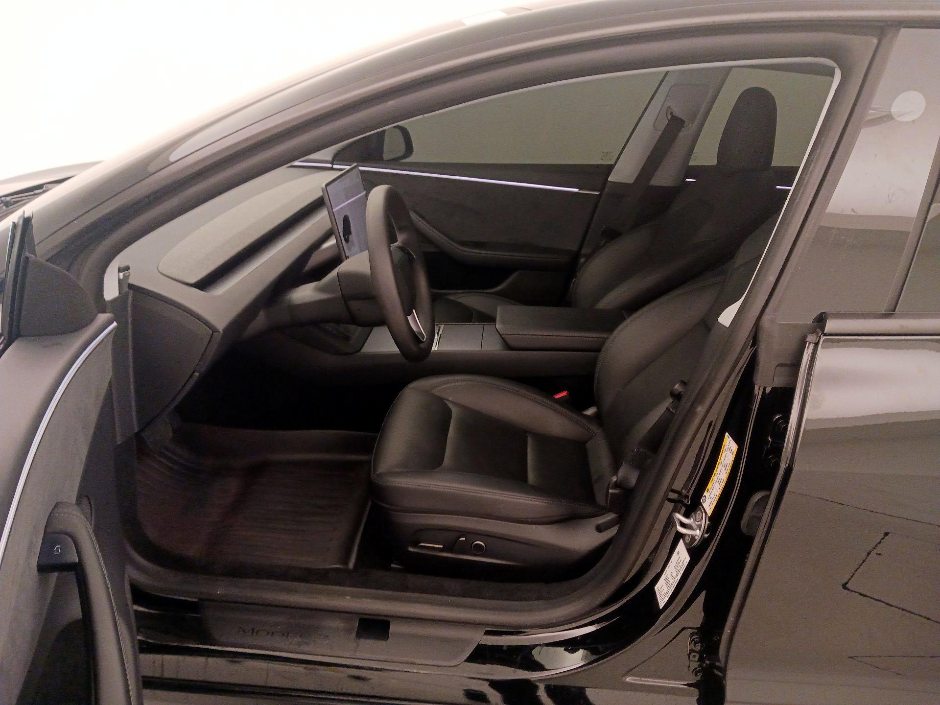 Thumbnail: 2025 Tesla Model 3 - 11