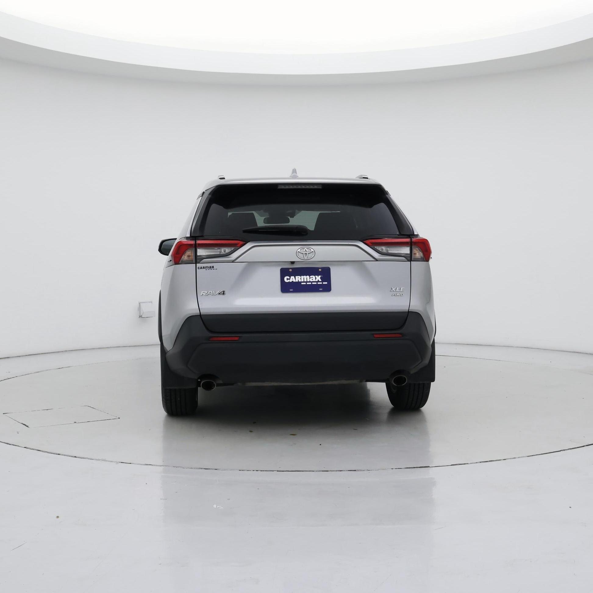 Thumbnail: 2019 Toyota RAV4 - 6