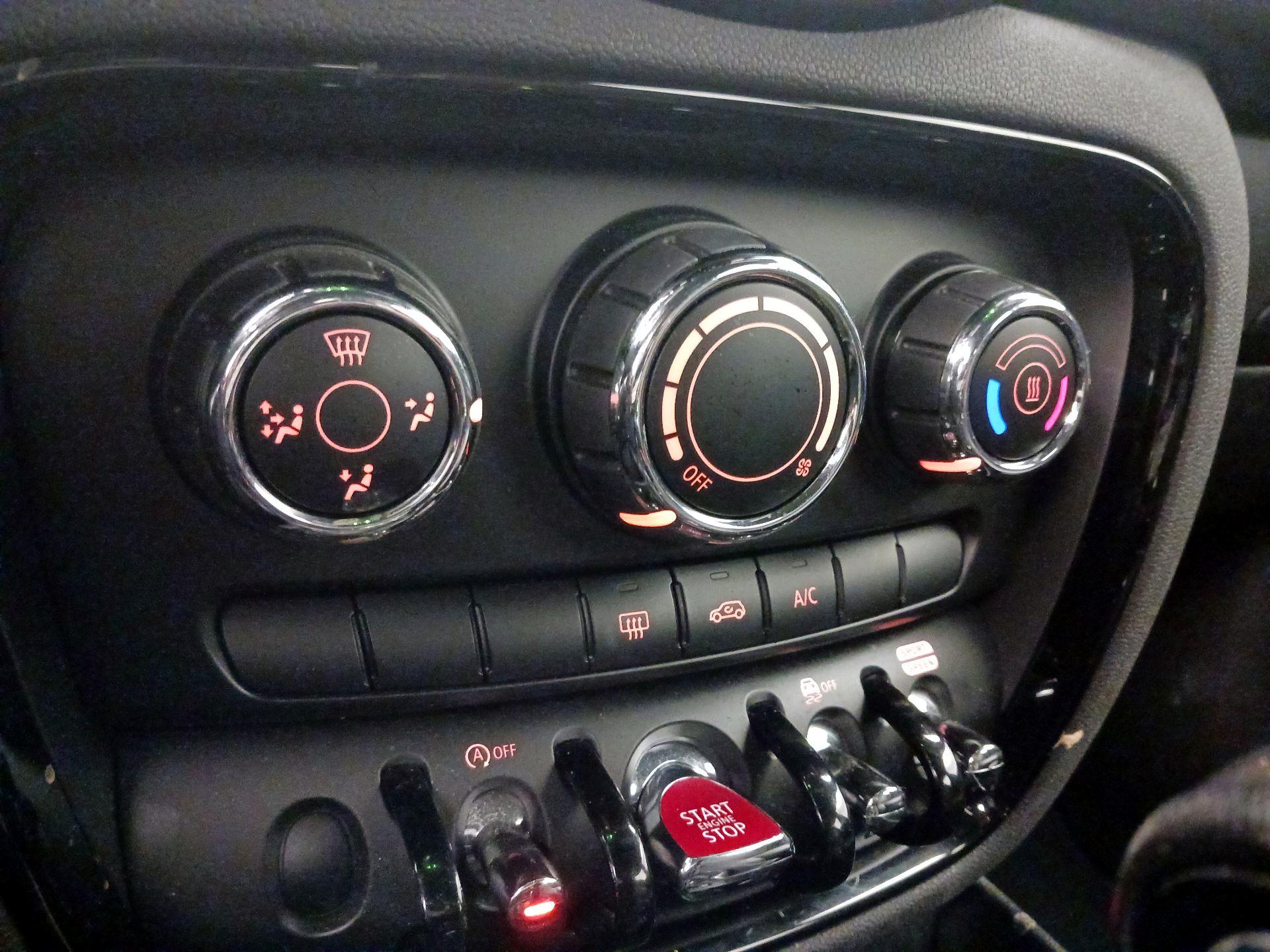 Thumbnail: 2019 MINI Cooper Clubman - 16