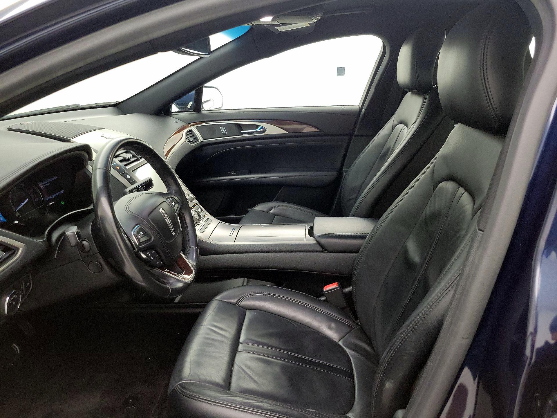 Thumbnail: 2017 Lincoln MKZ - 11