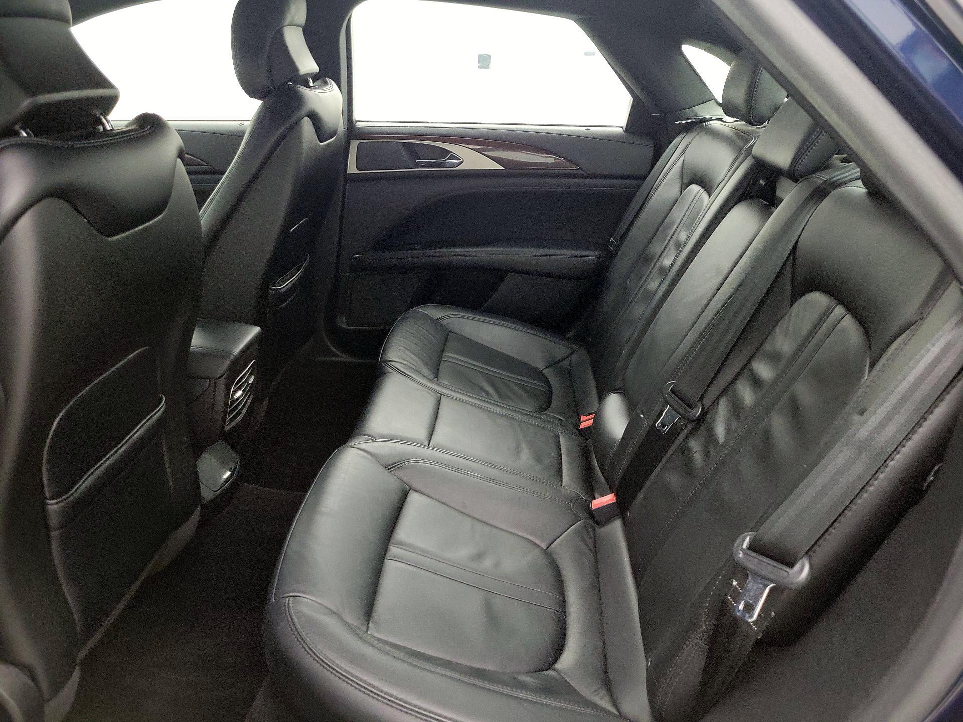 Thumbnail: 2017 Lincoln MKZ - 20