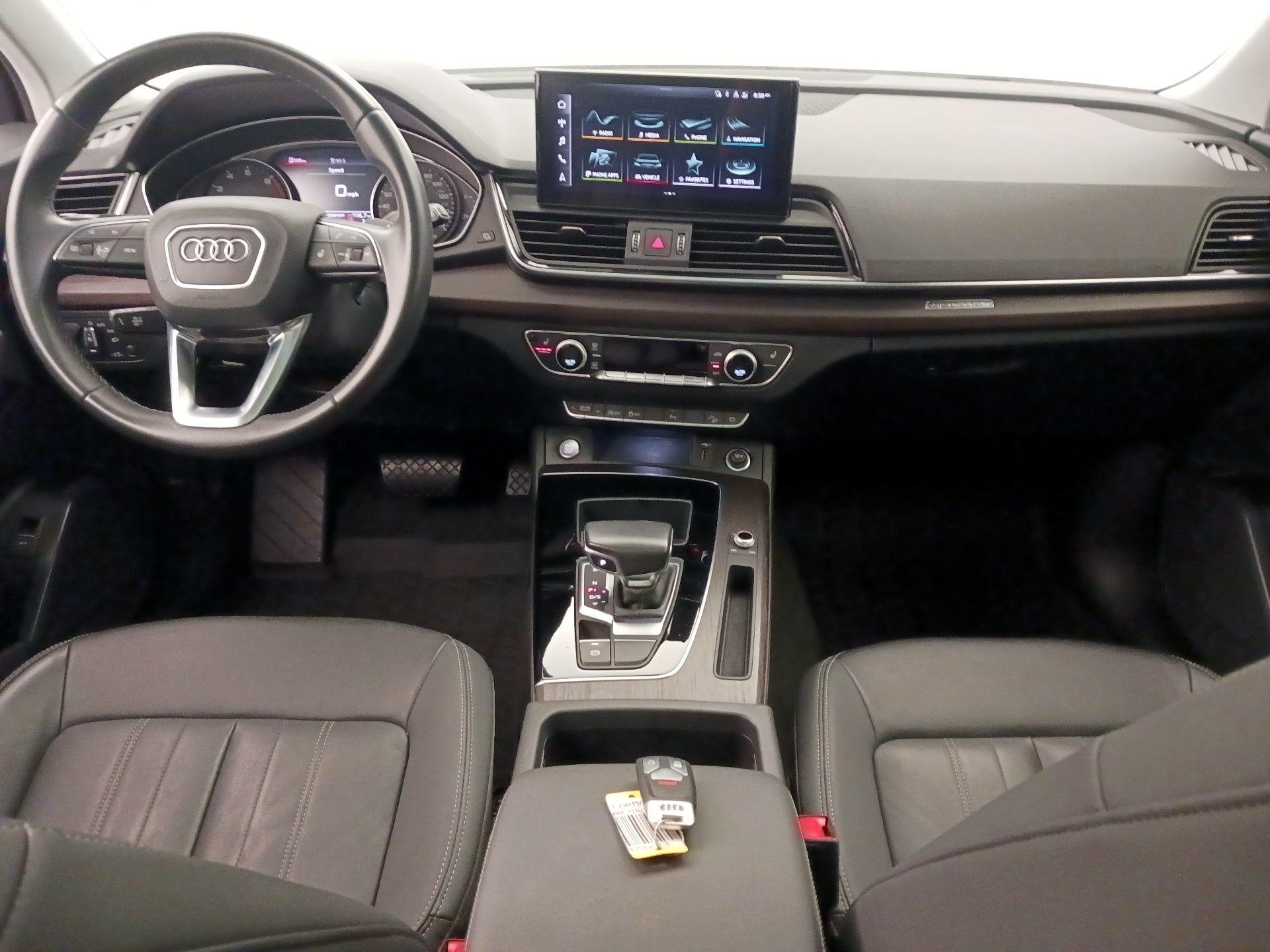 Thumbnail: 2022 Audi Q5 - 9