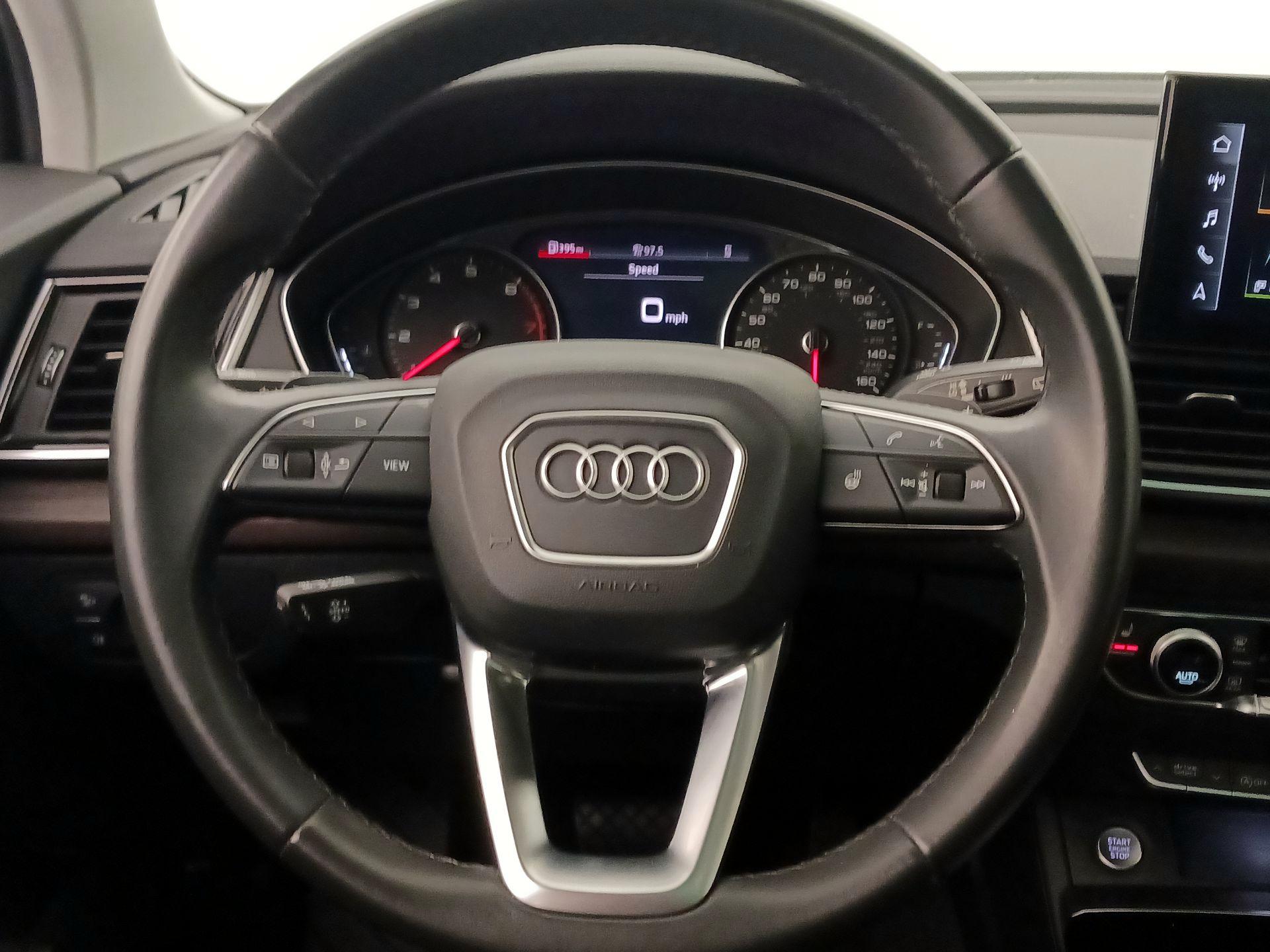 Thumbnail: 2022 Audi Q5 - 10
