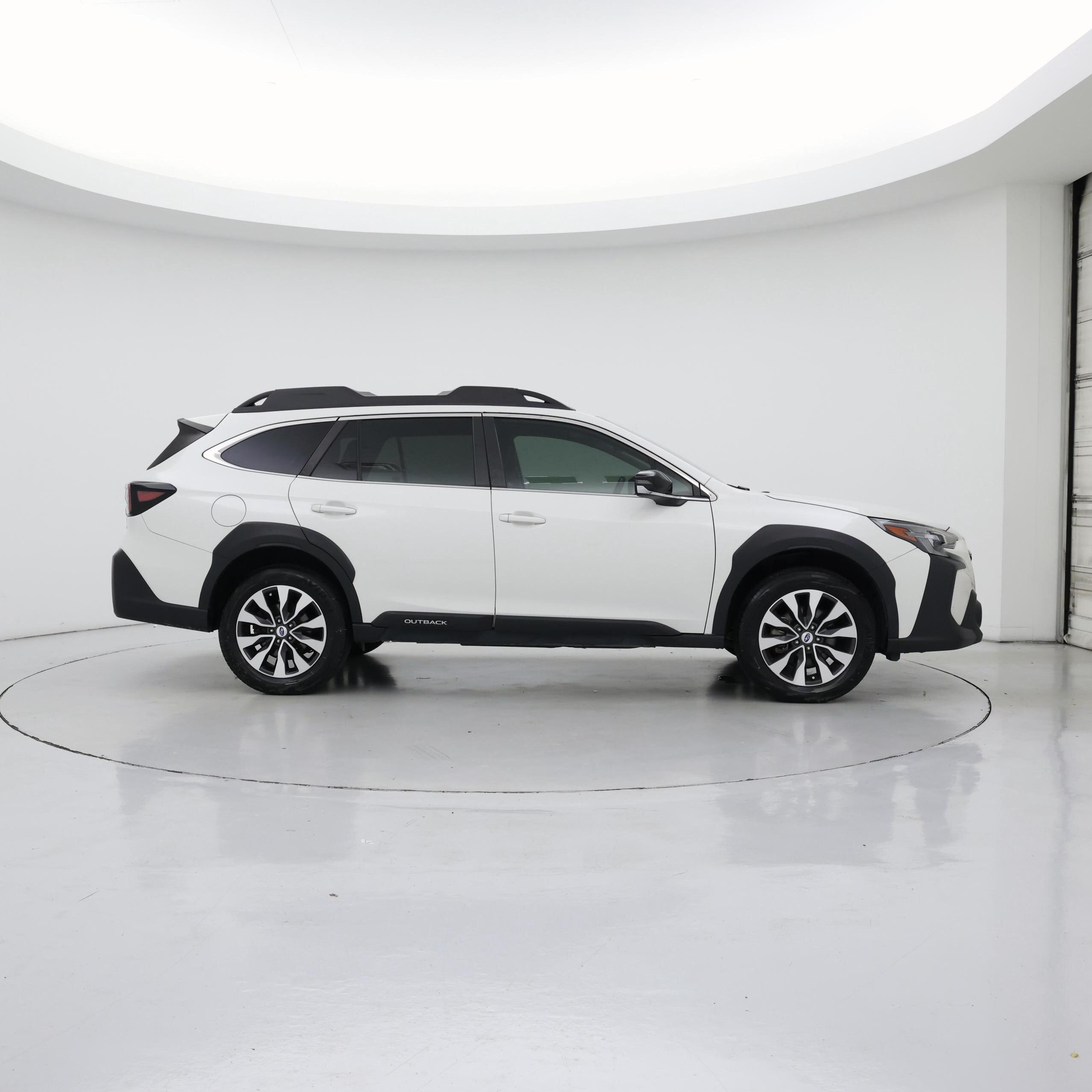 Thumbnail: 2023 Subaru Outback - 7