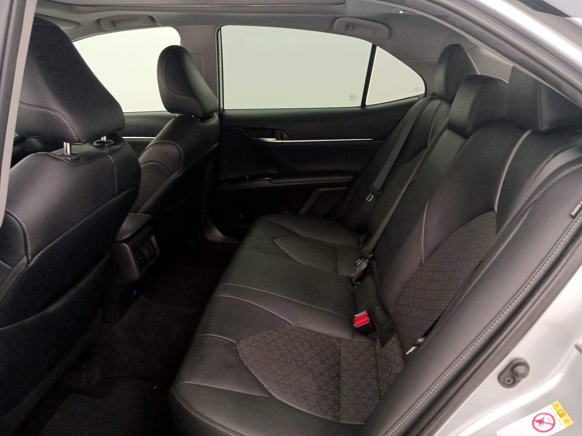 Thumbnail: 2019 Toyota Camry - 20