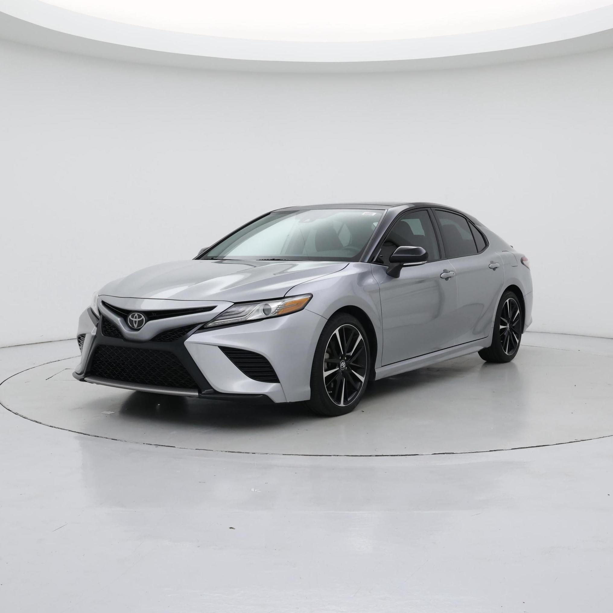 Thumbnail: 2019 Toyota Camry - 4