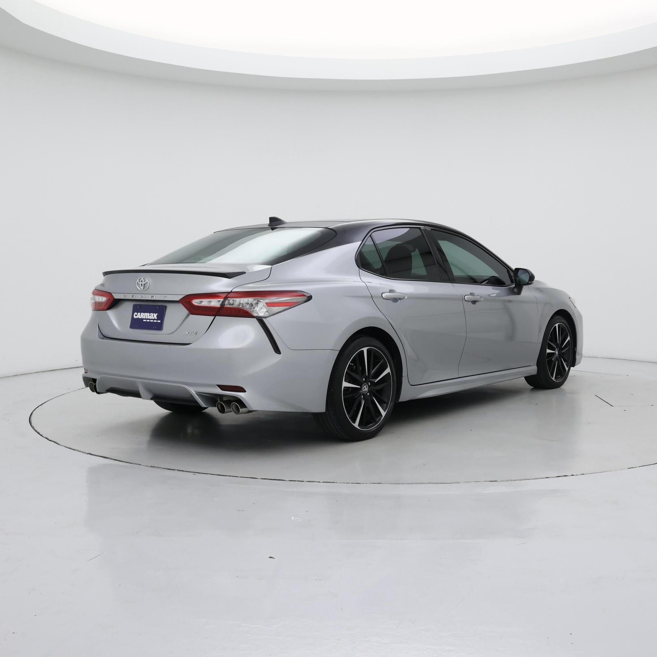 Thumbnail: 2019 Toyota Camry - 8